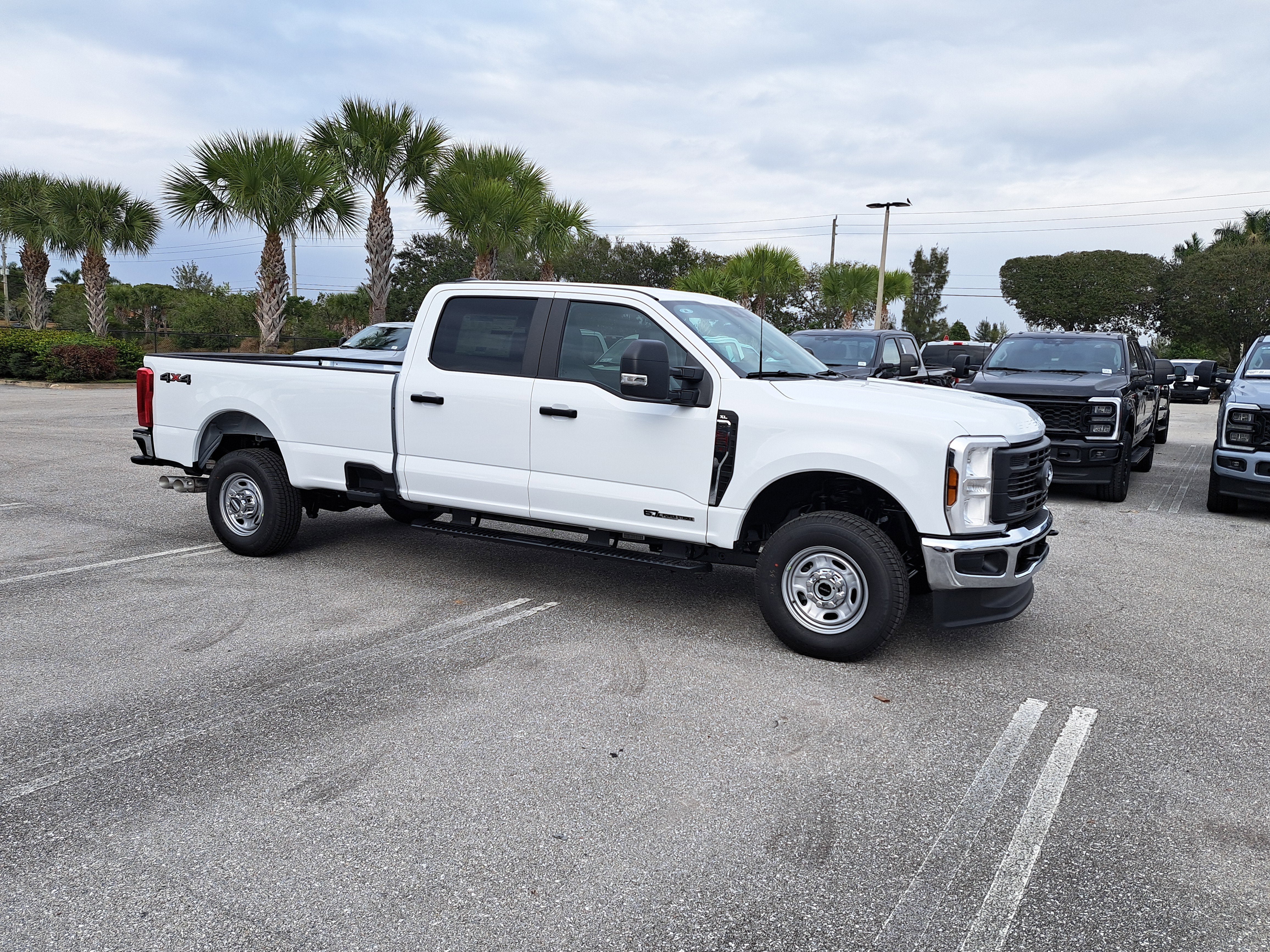 2026 Ford Super Duty F-350 SRW XL