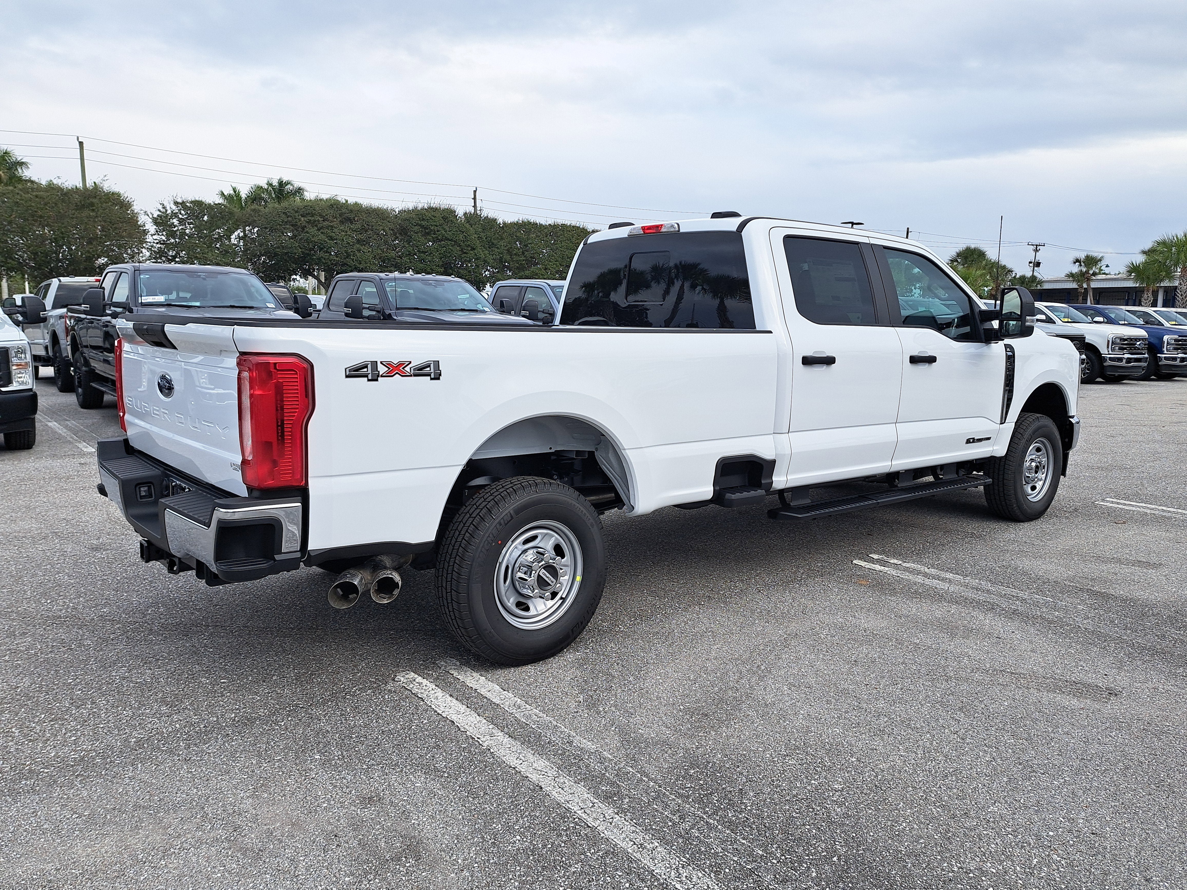 2026 Ford Super Duty F-350 SRW XL