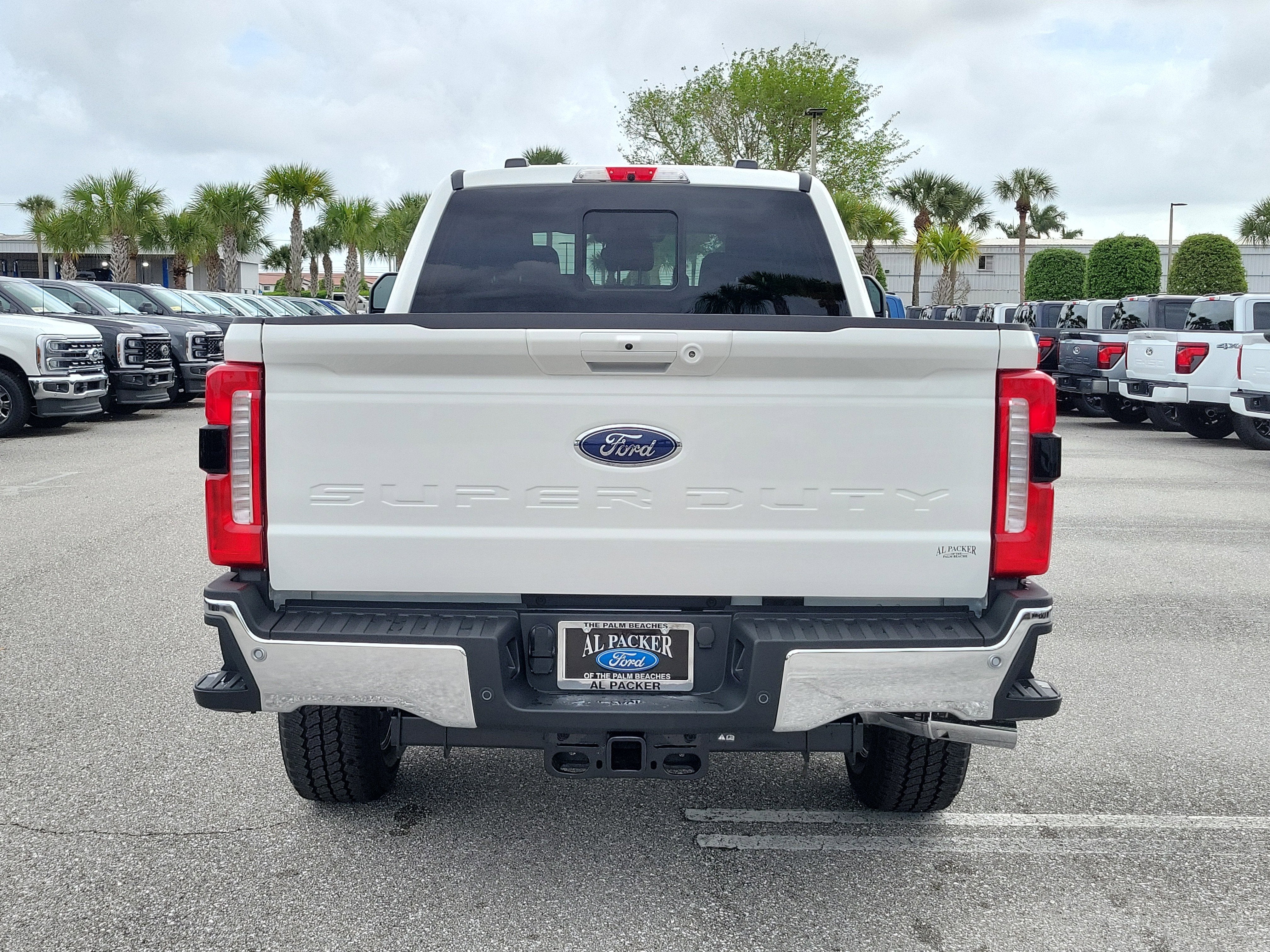 2026 Ford Super Duty F-350 SRW LARIAT