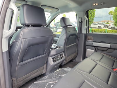 2026 Ford Super Duty F-350 SRW LARIAT