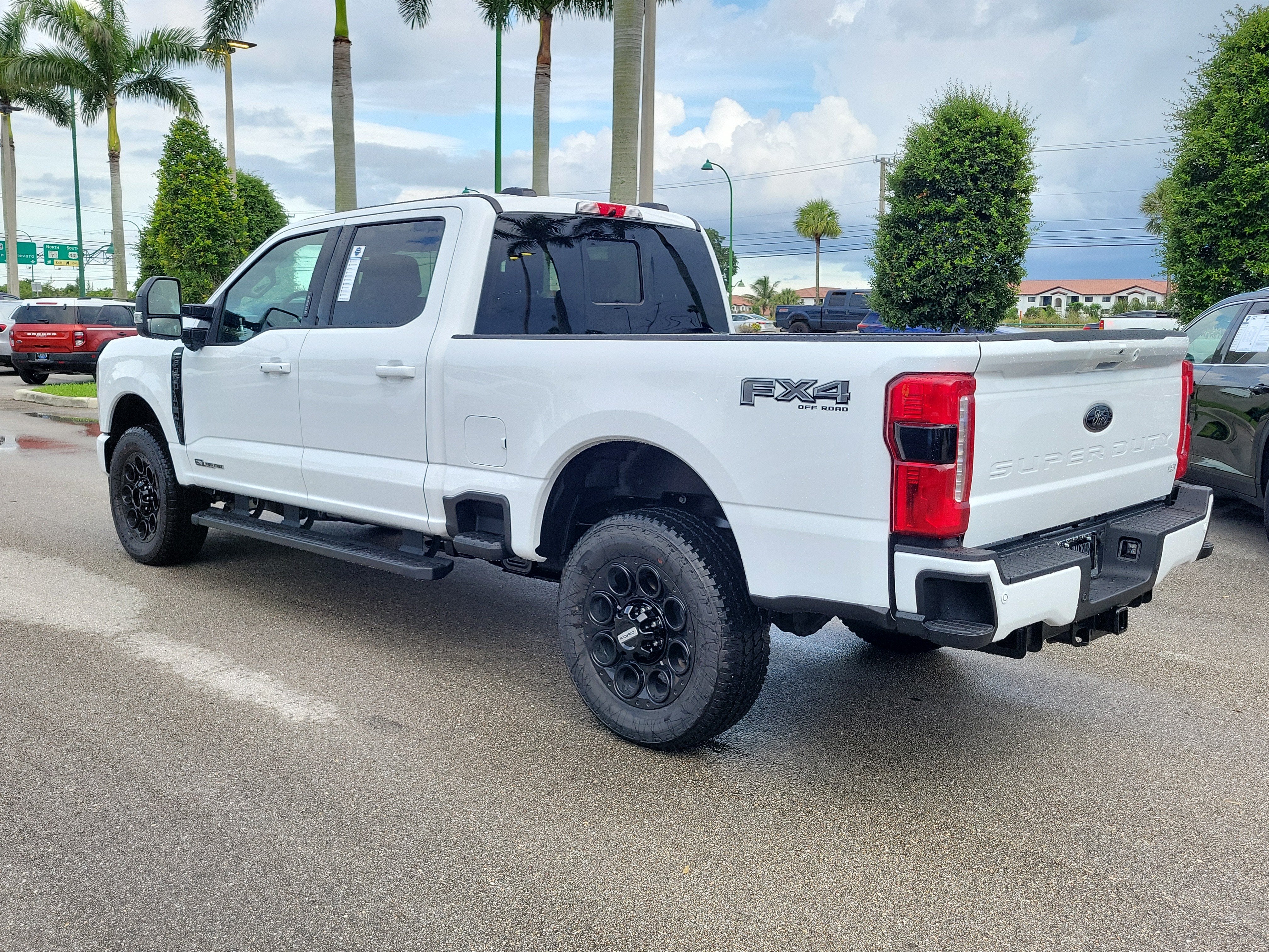 2026 Ford Super Duty F-350 SRW LARIAT