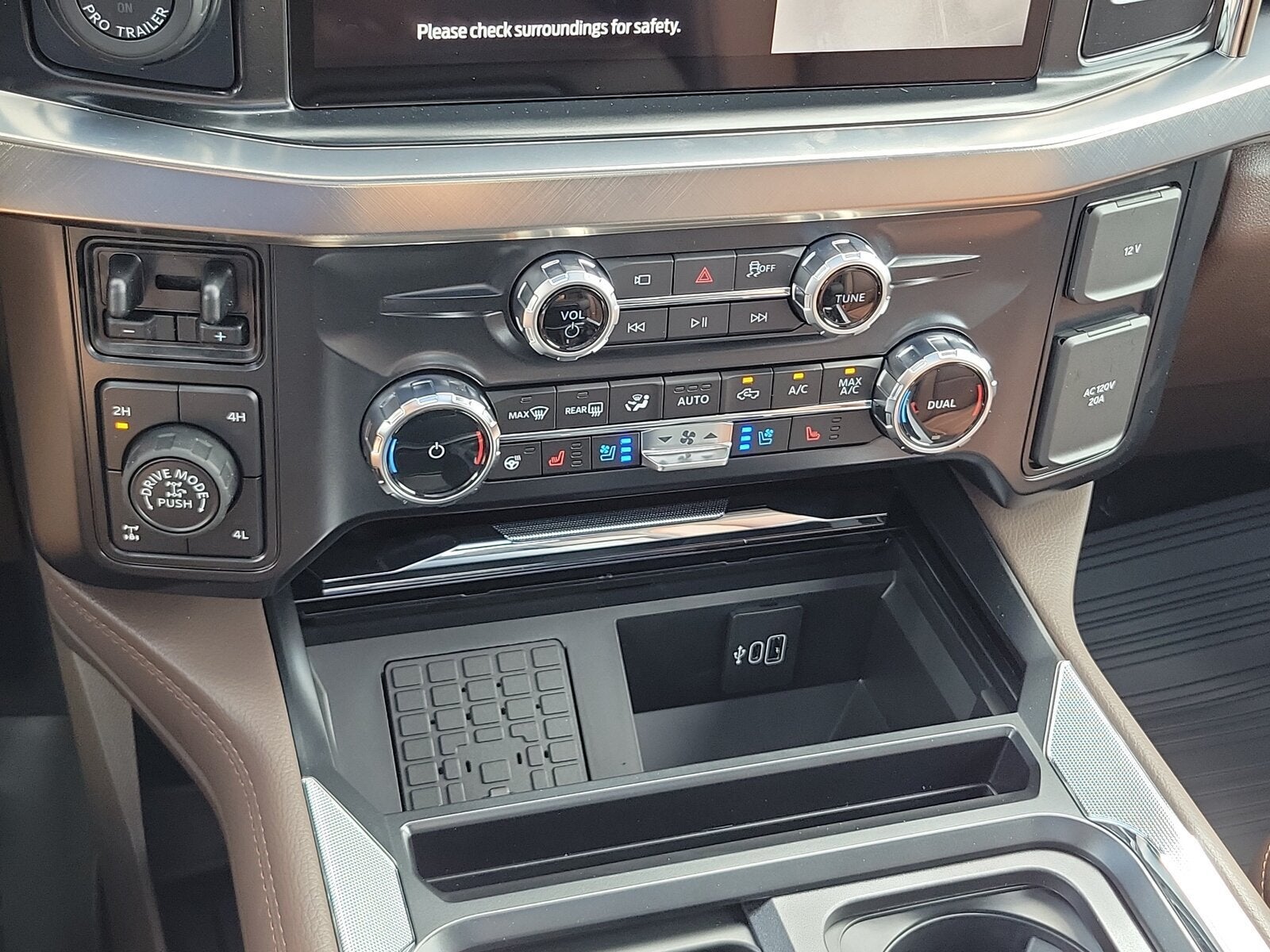 2026 Ford Super Duty F-350 SRW King Ranch