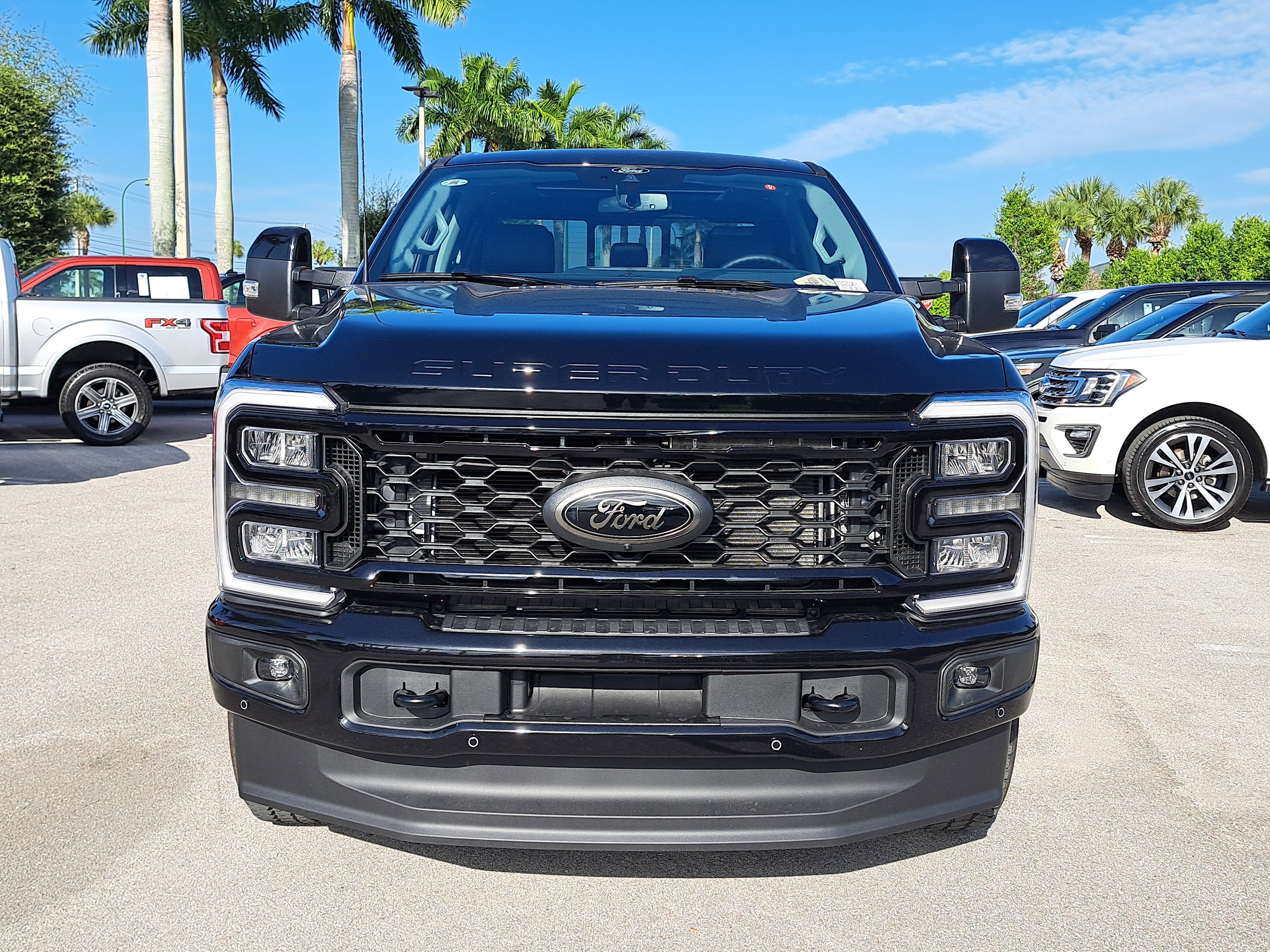 2026 Ford Super Duty F-350 SRW LARIAT