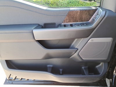 2026 Ford Super Duty F-350 SRW LARIAT