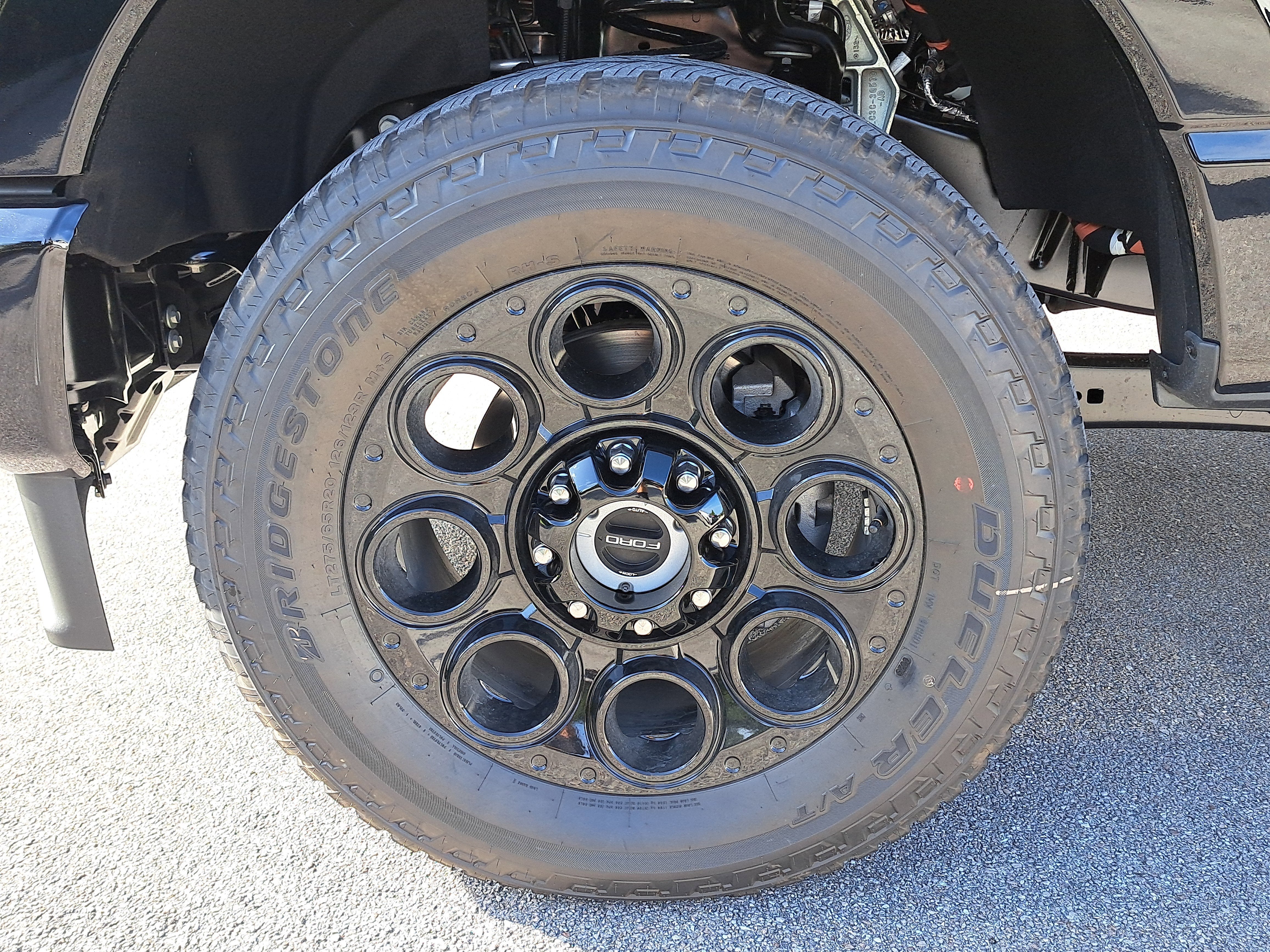 2026 Ford Super Duty F-350 SRW LARIAT