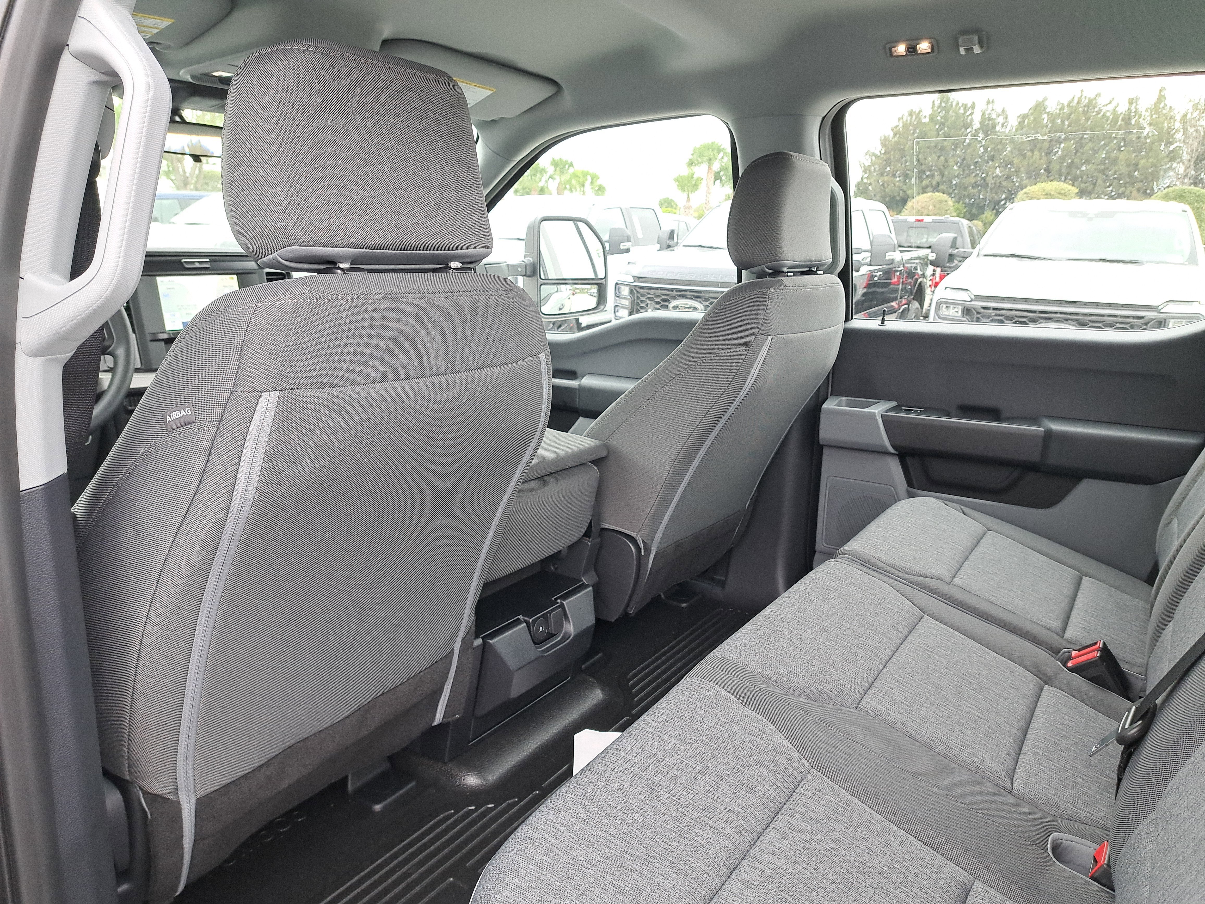 2026 Ford Super Duty F-350 SRW XL