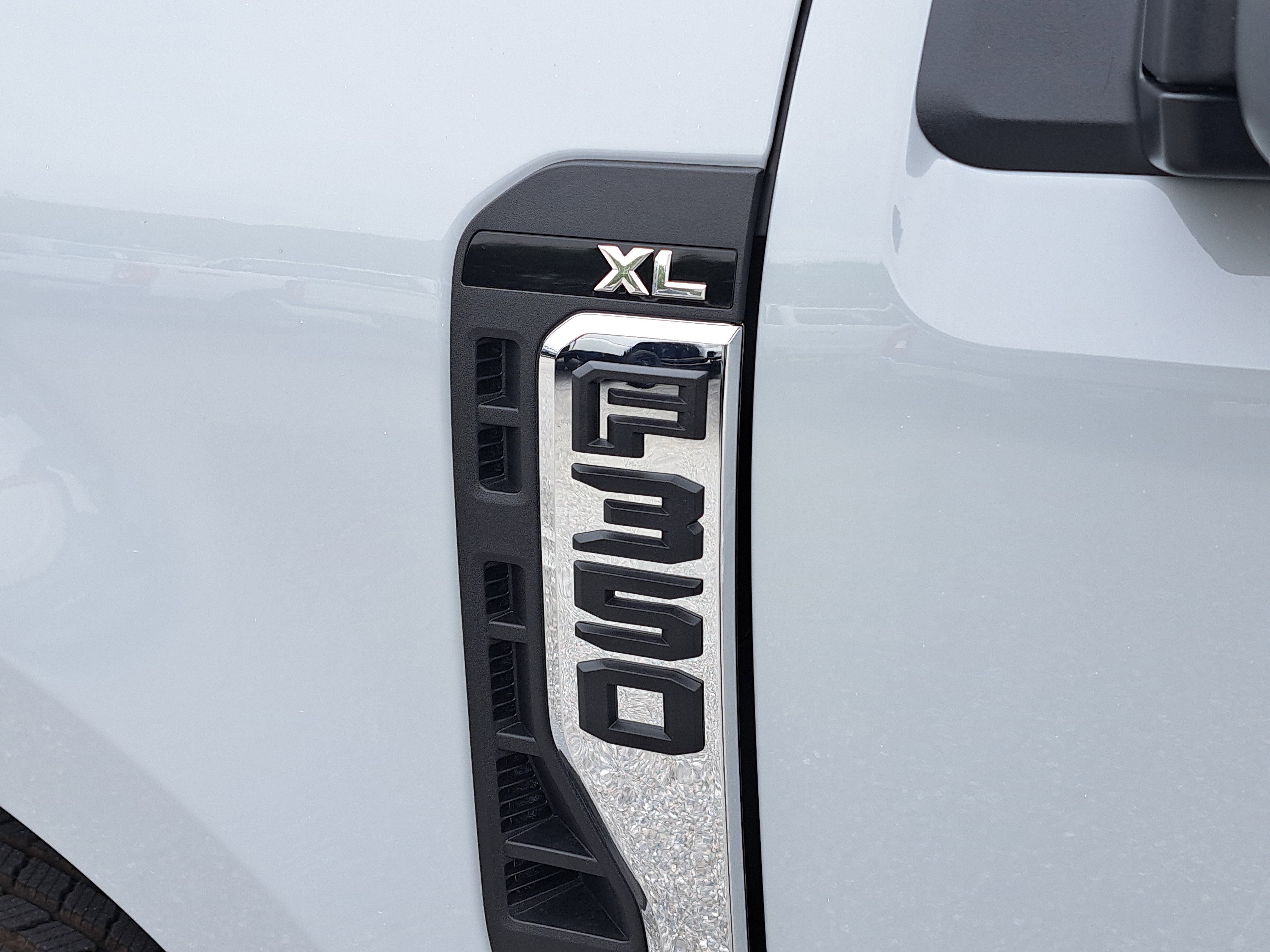 2026 Ford Super Duty F-350 SRW XL