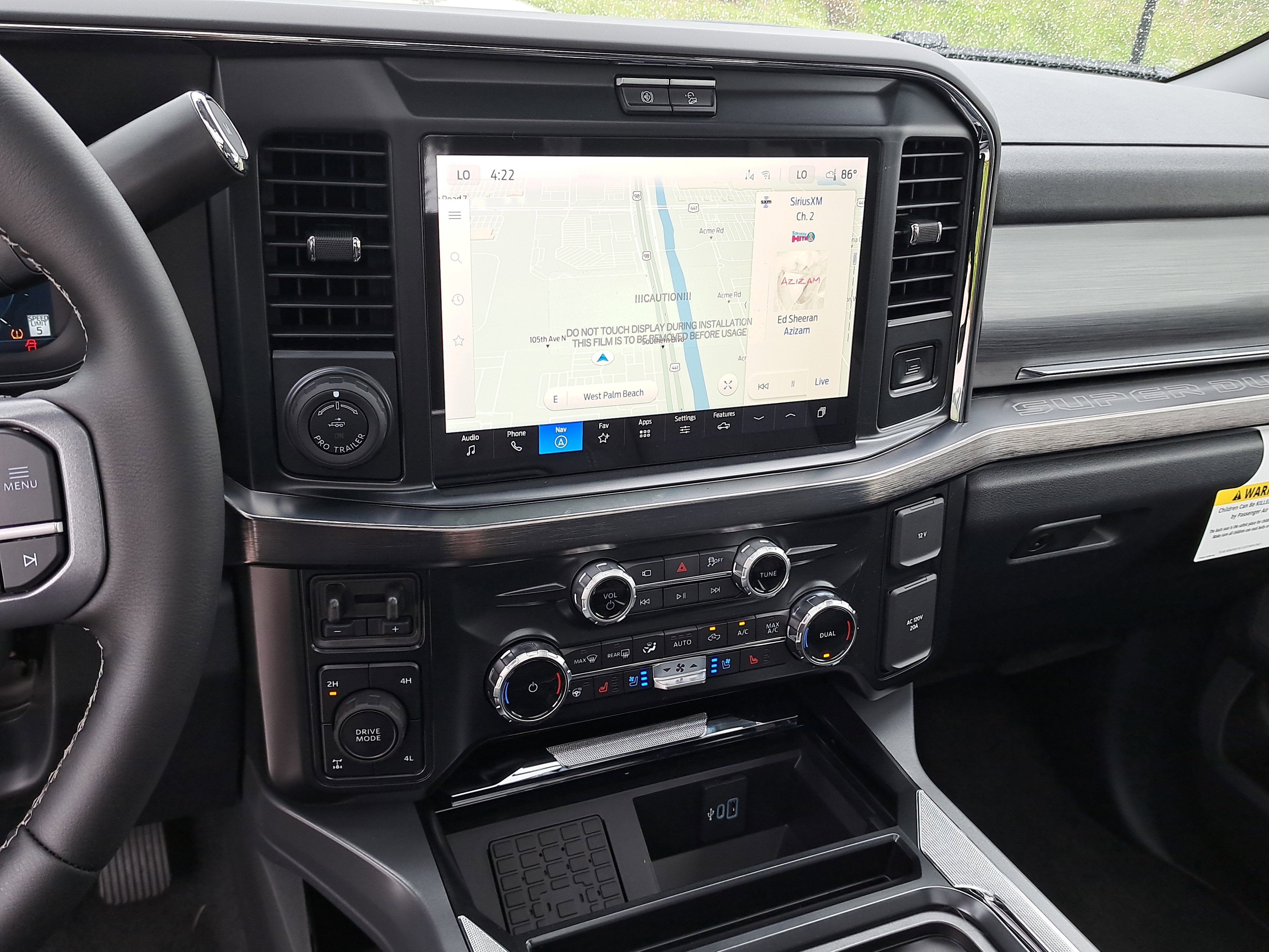 2025 Ford Super Duty F-350 SRW LARIAT