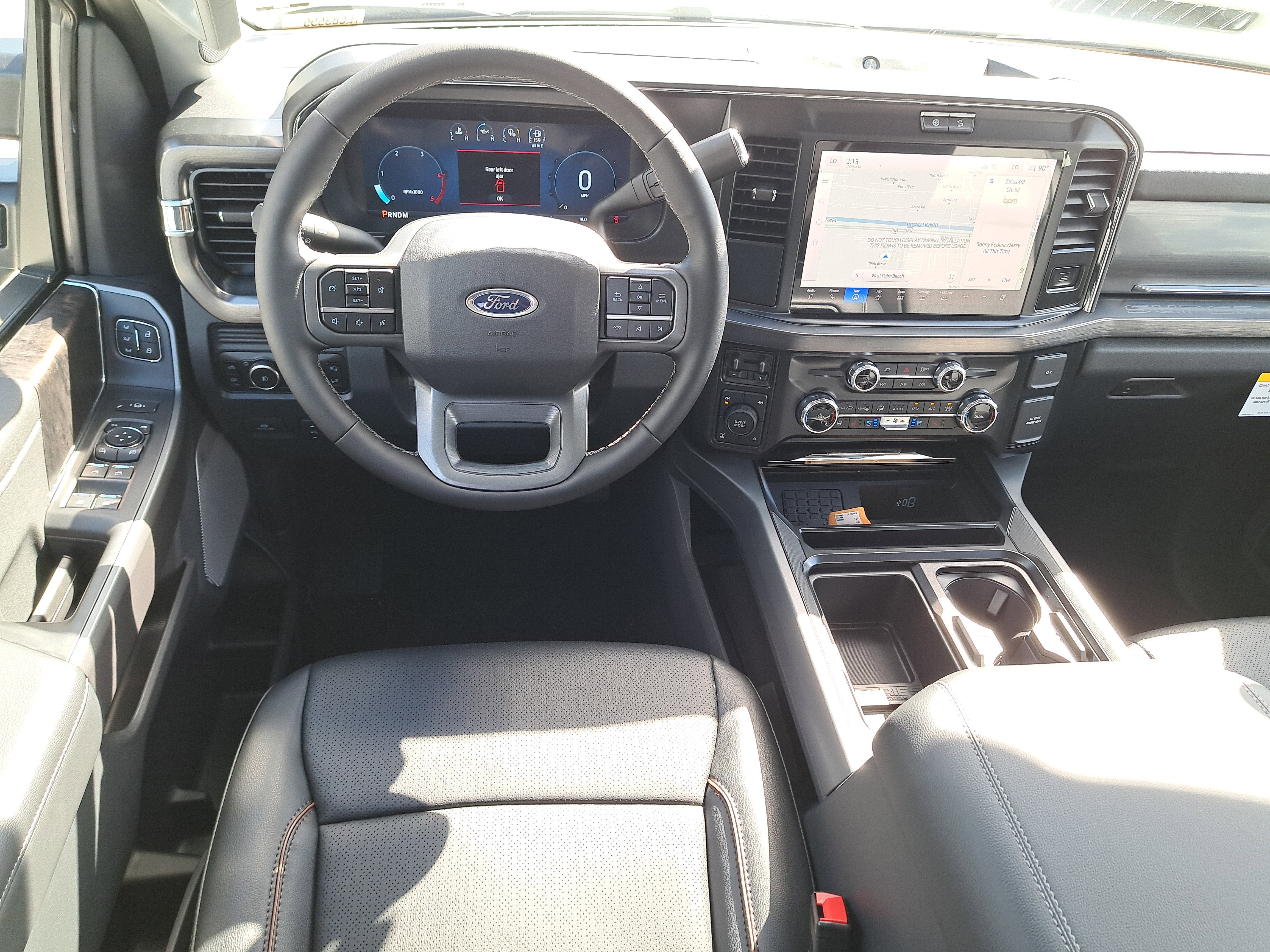 2026 Ford Super Duty F-350 SRW LARIAT