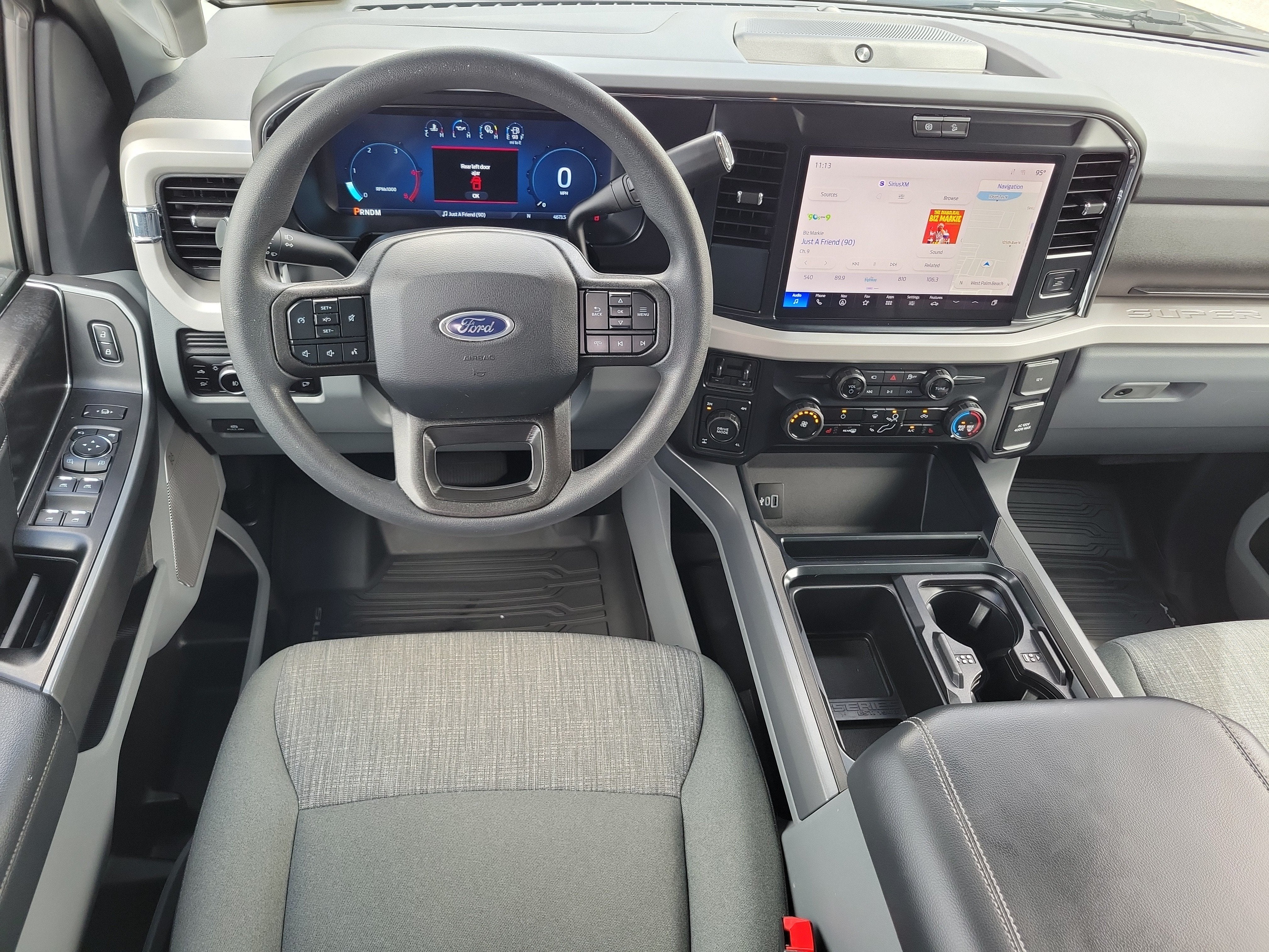 2026 Ford Super Duty F-350 SRW XLT