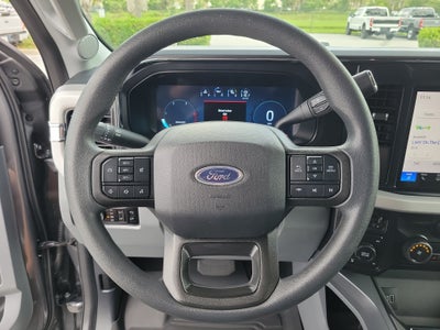 2026 Ford Super Duty F-350 SRW XLT