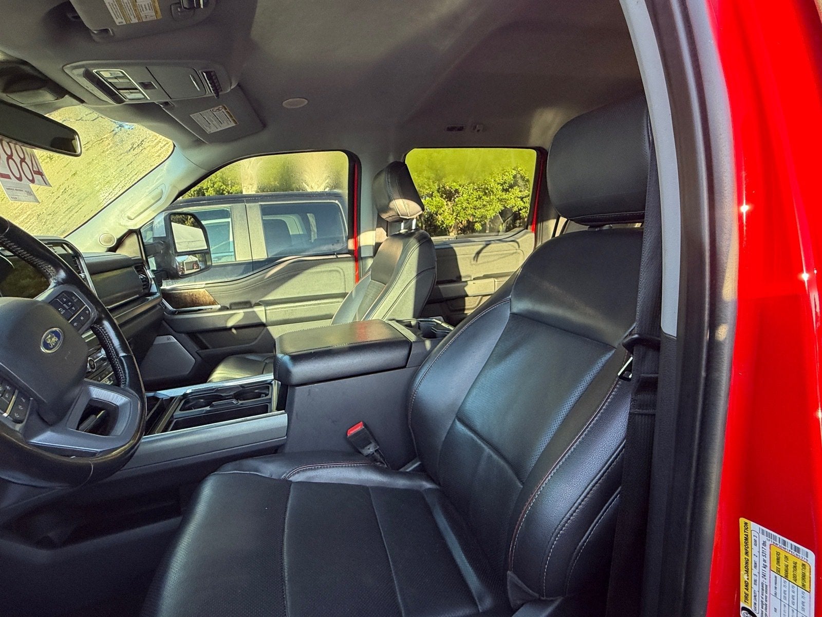 2023 Ford Super Duty F-350 DRW LARIAT