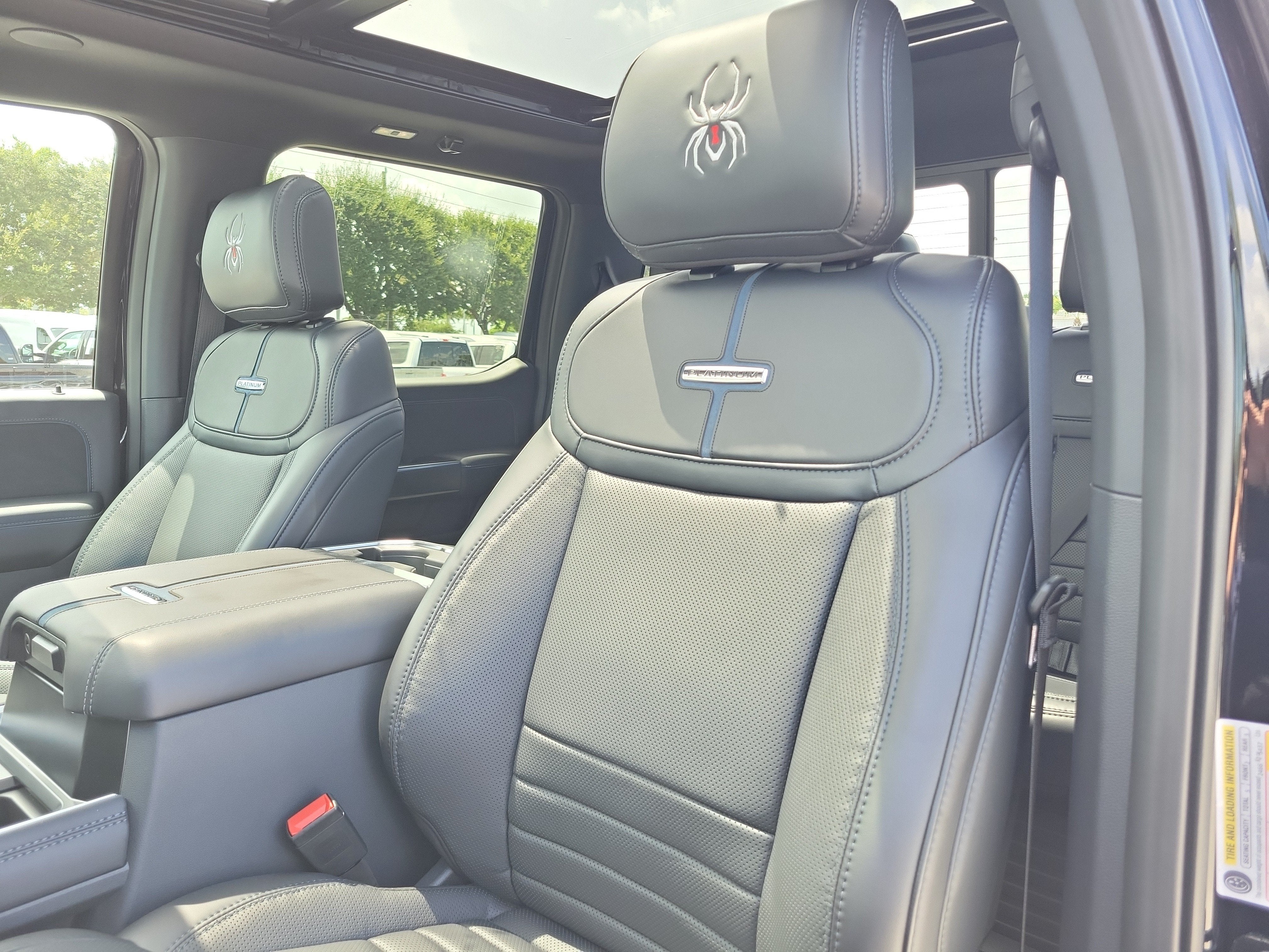 2026 Ford Super Duty F-350 DRW F-350® Platinum®
