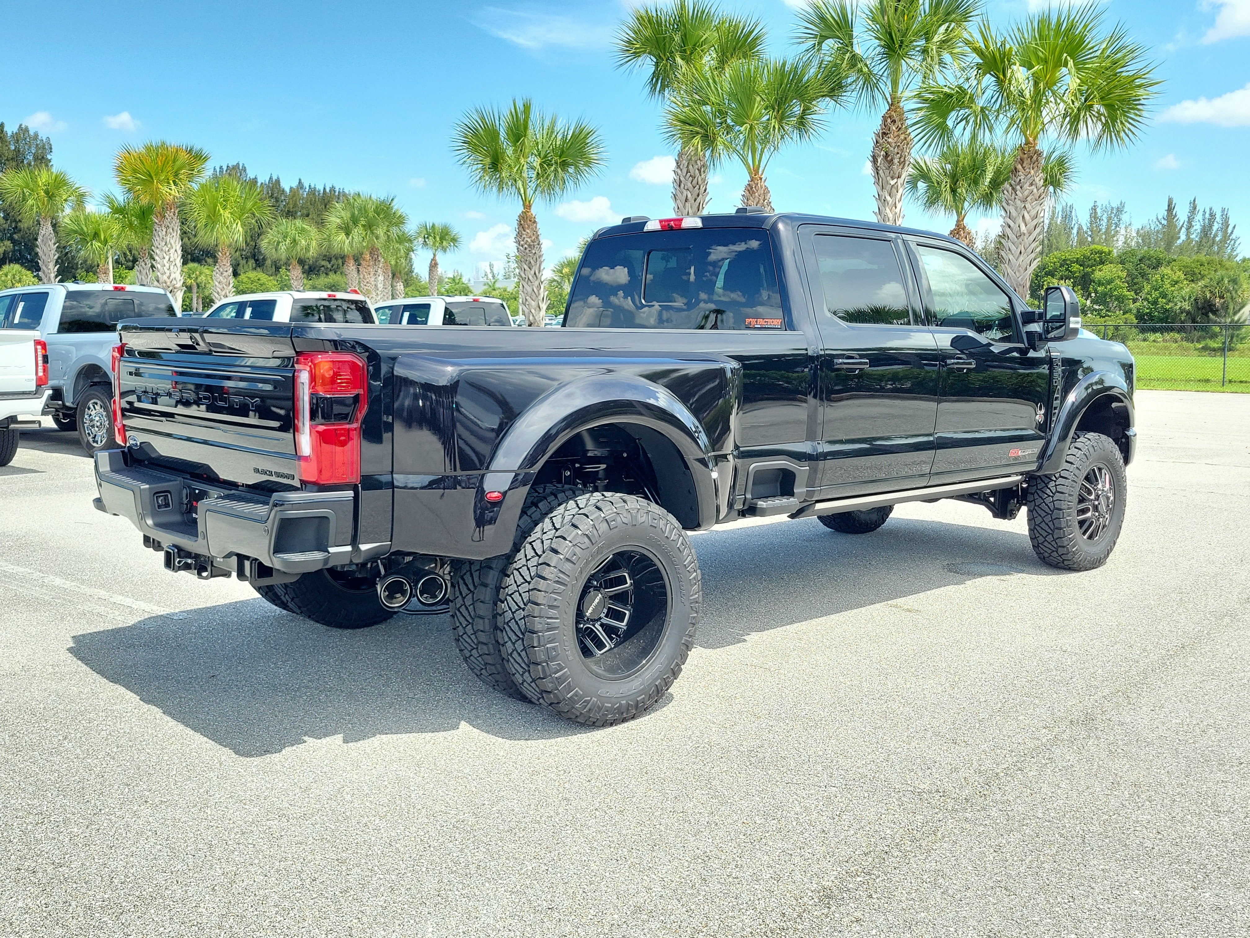 2026 Ford Super Duty F-350 DRW F-350® Platinum®