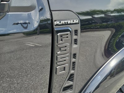 2026 Ford Super Duty F-350 DRW F-350® Platinum®