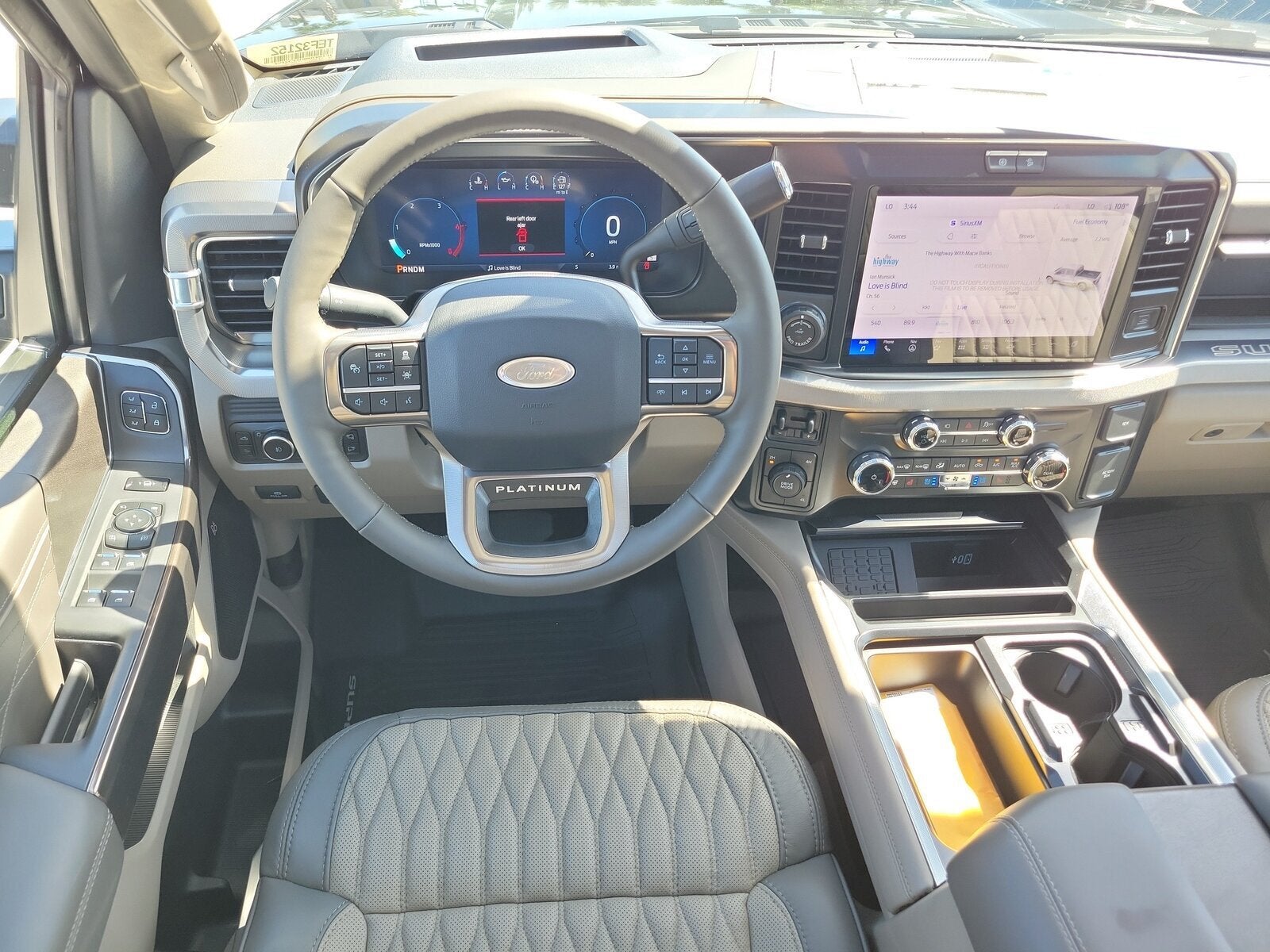 2026 Ford Super Duty F-350 DRW Platinum