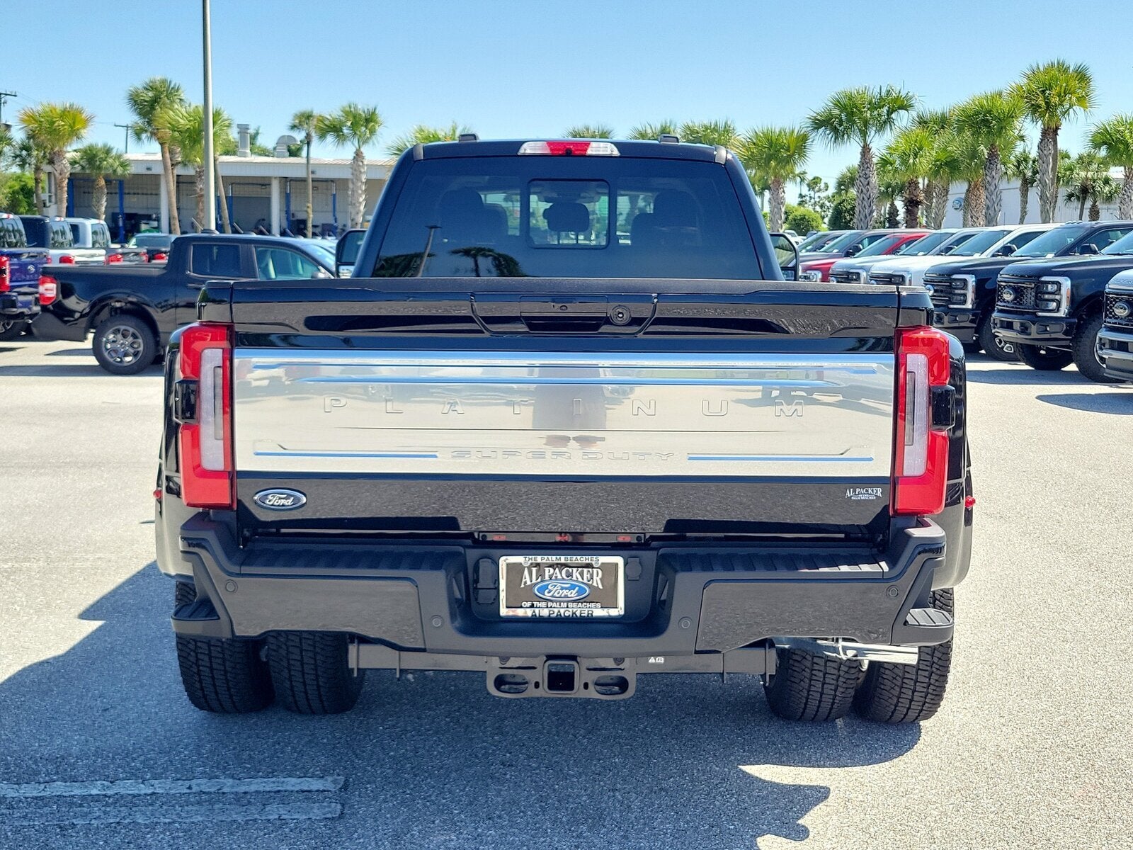 2026 Ford Super Duty F-350 DRW Platinum