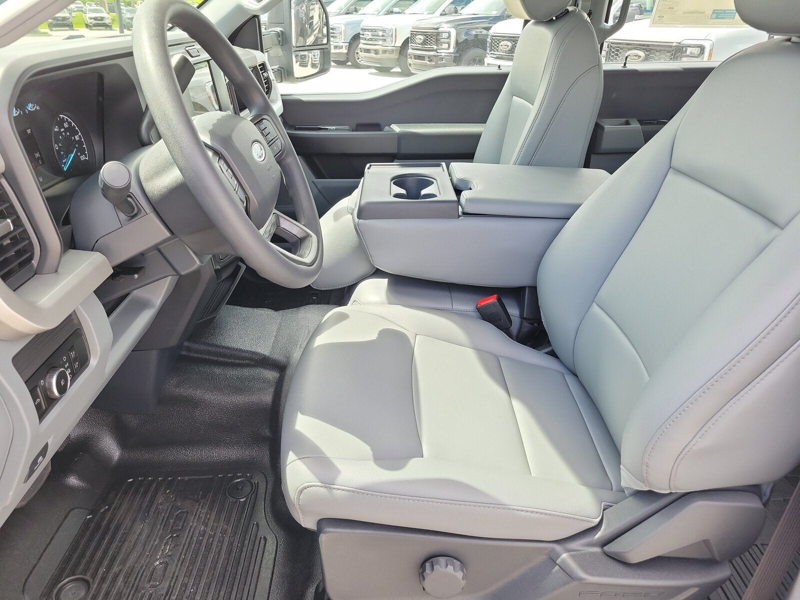 2026 Ford Super Duty F-350 DRW XL