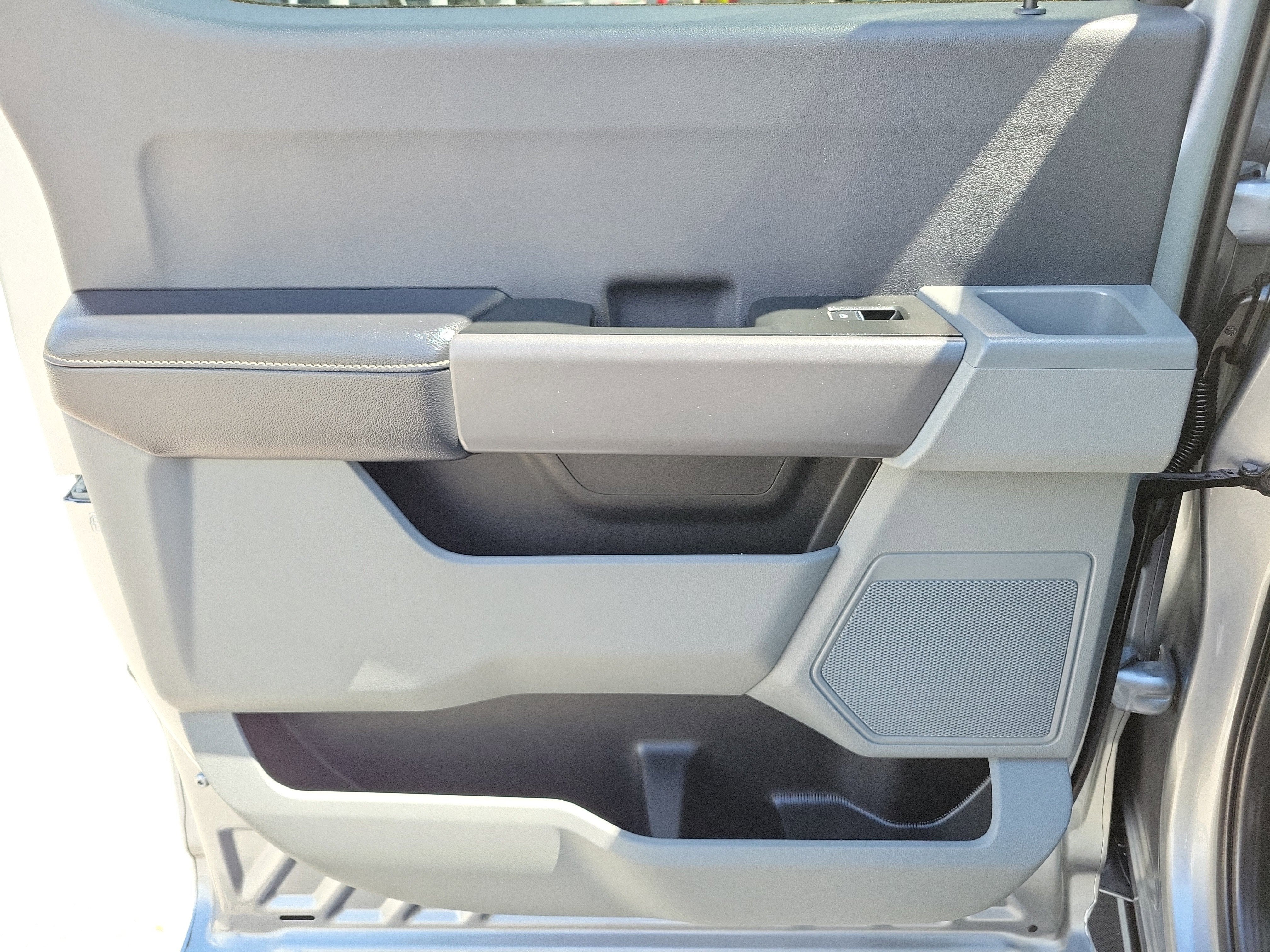 2024 Ford Super Duty F-350 DRW XLT
