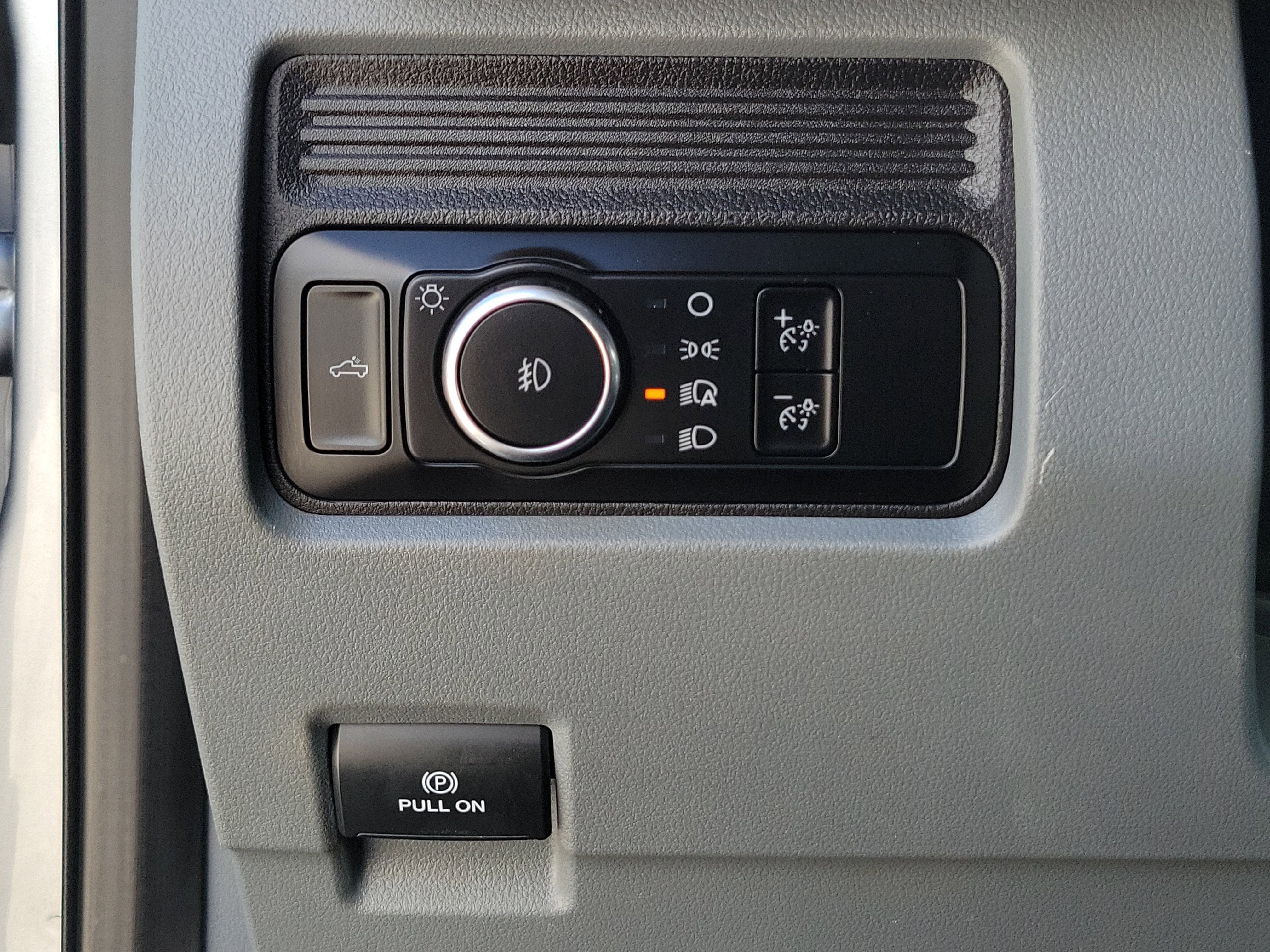 2024 Ford Super Duty F-350 DRW XLT