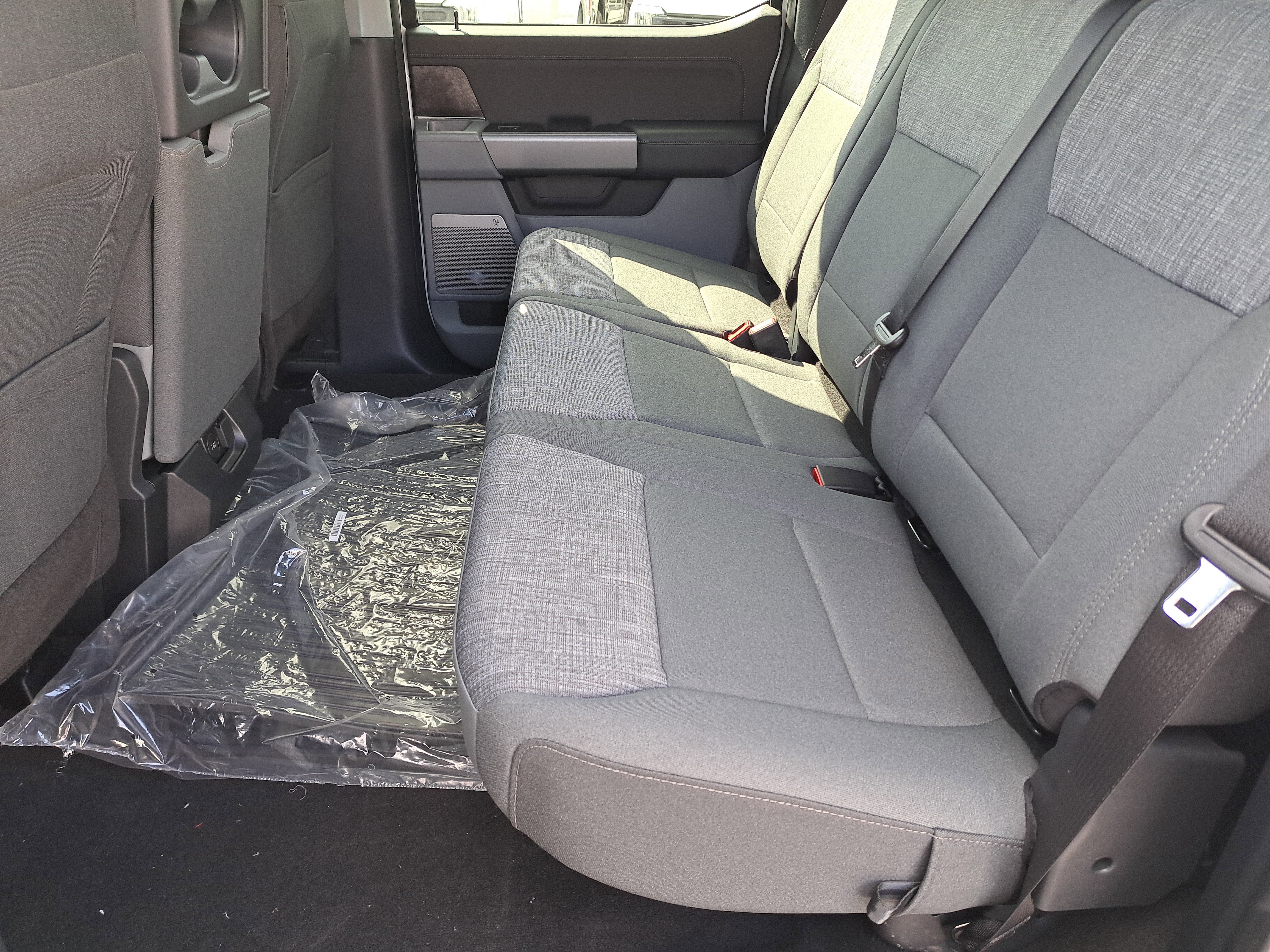 2026 Ford Super Duty F-350 DRW XLT