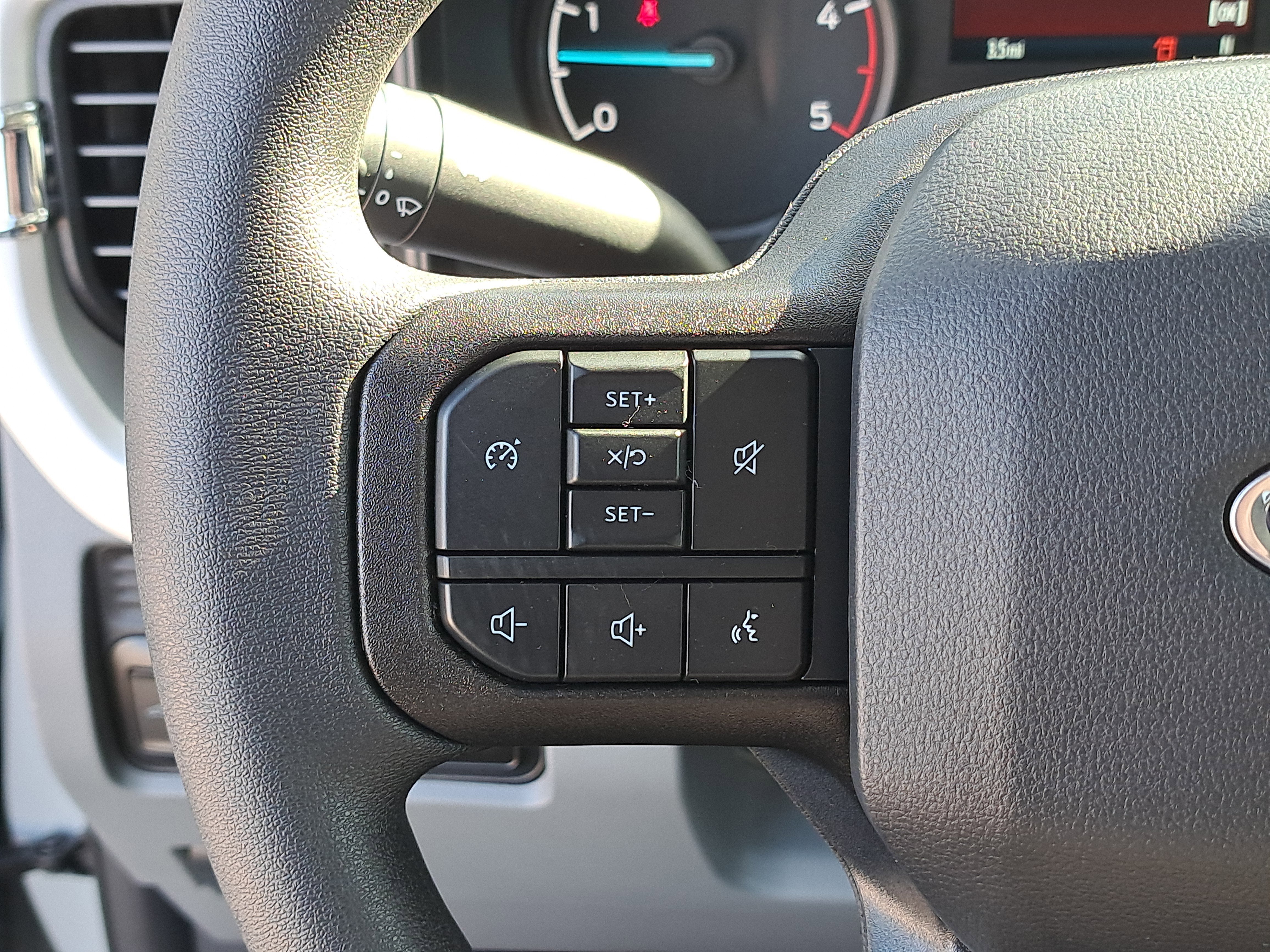 2026 Ford Super Duty F-350 DRW XLT