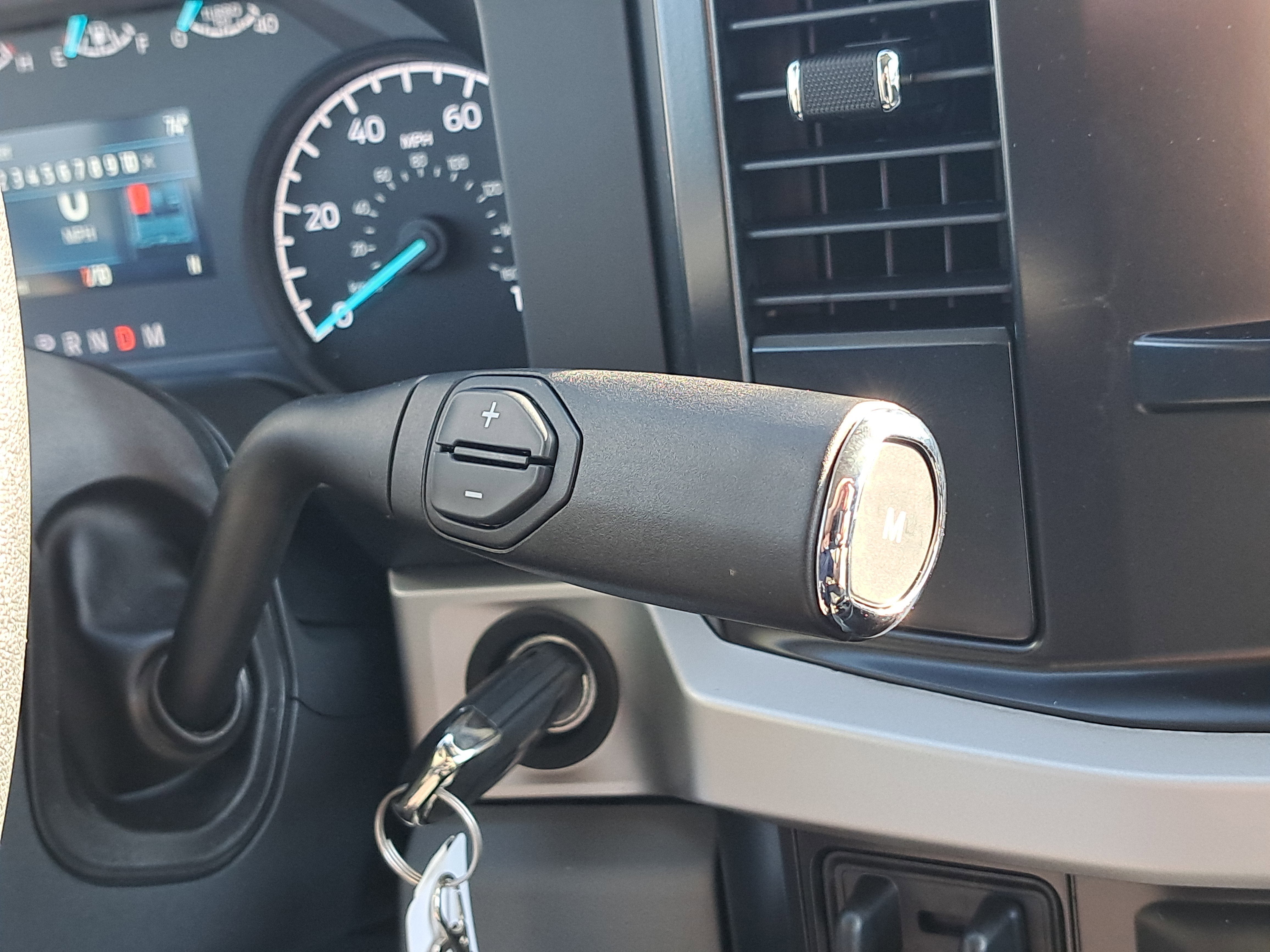 2026 Ford Super Duty F-350 DRW XLT