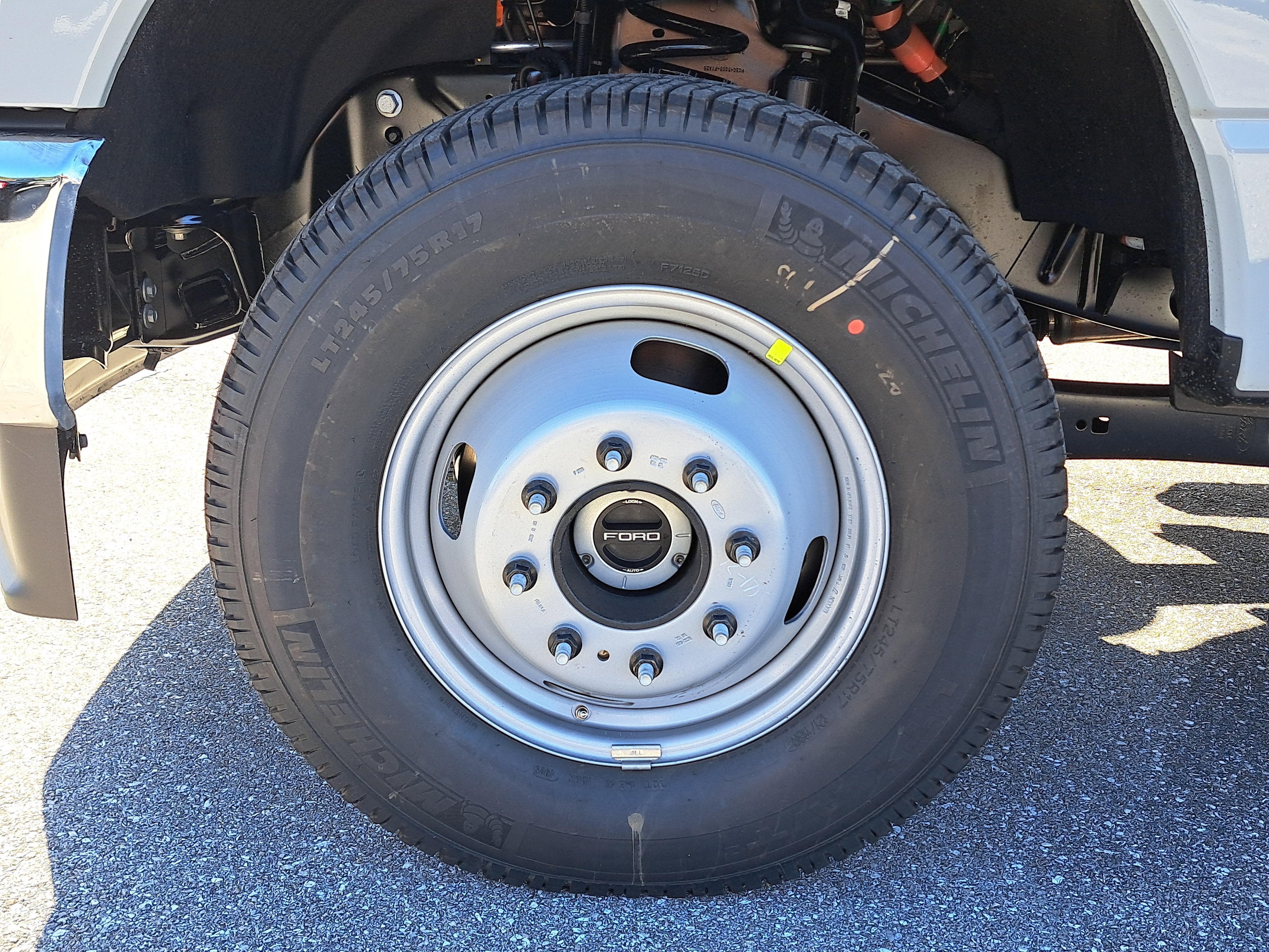 2026 Ford Super Duty F-350 DRW XLT