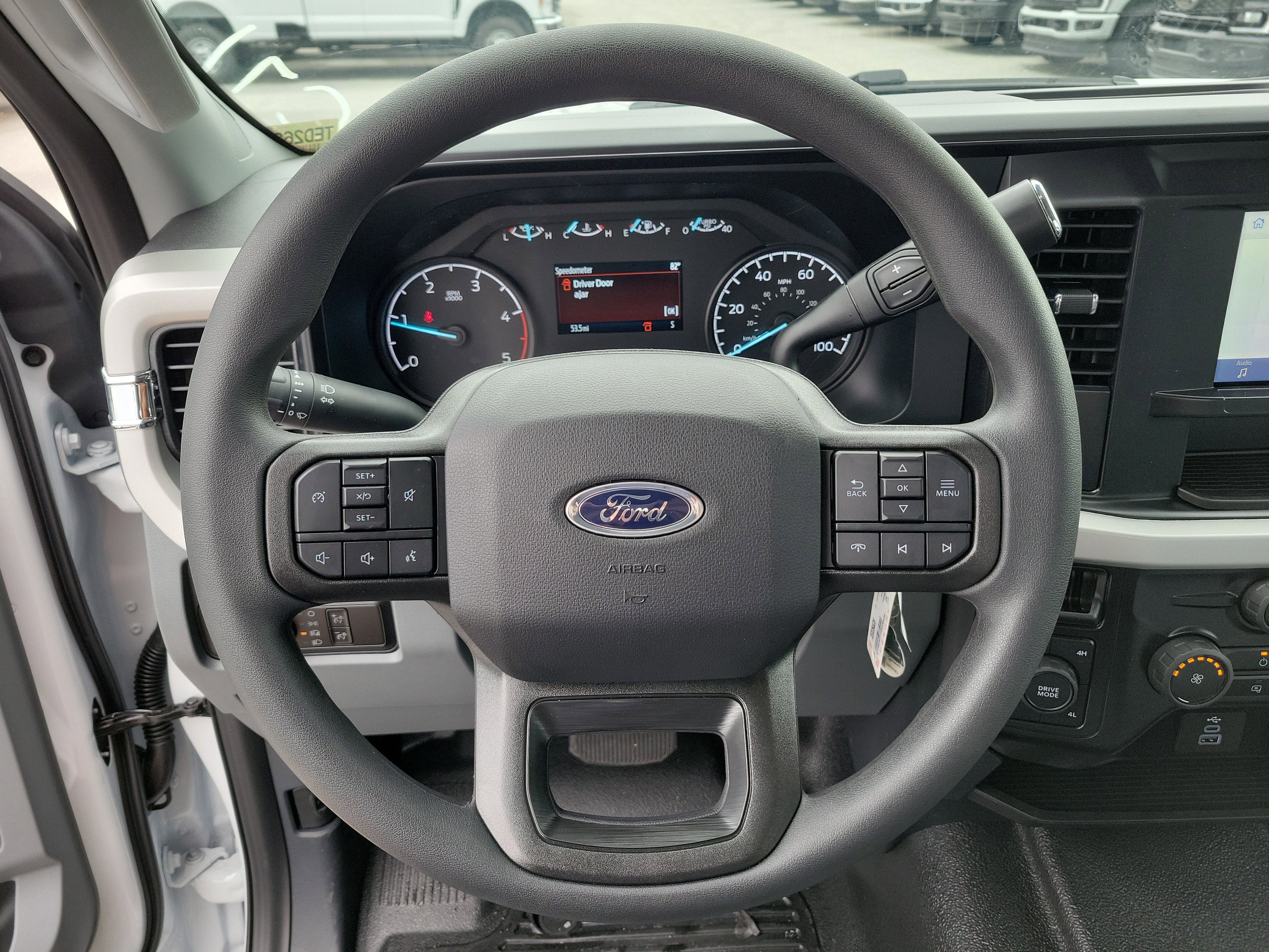 2026 Ford Super Duty F-350 DRW XL