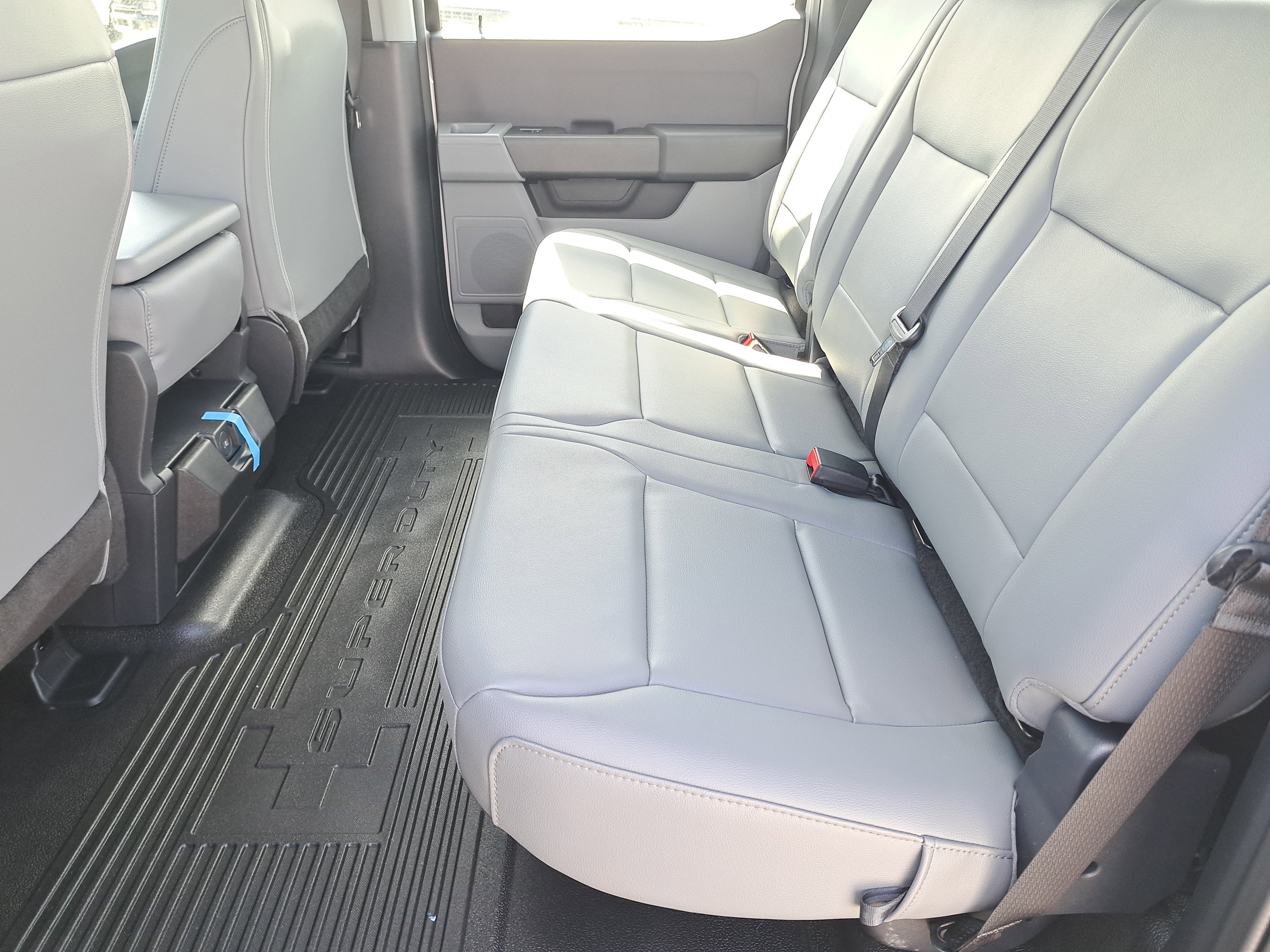 2026 Ford Super Duty F-350 DRW XL