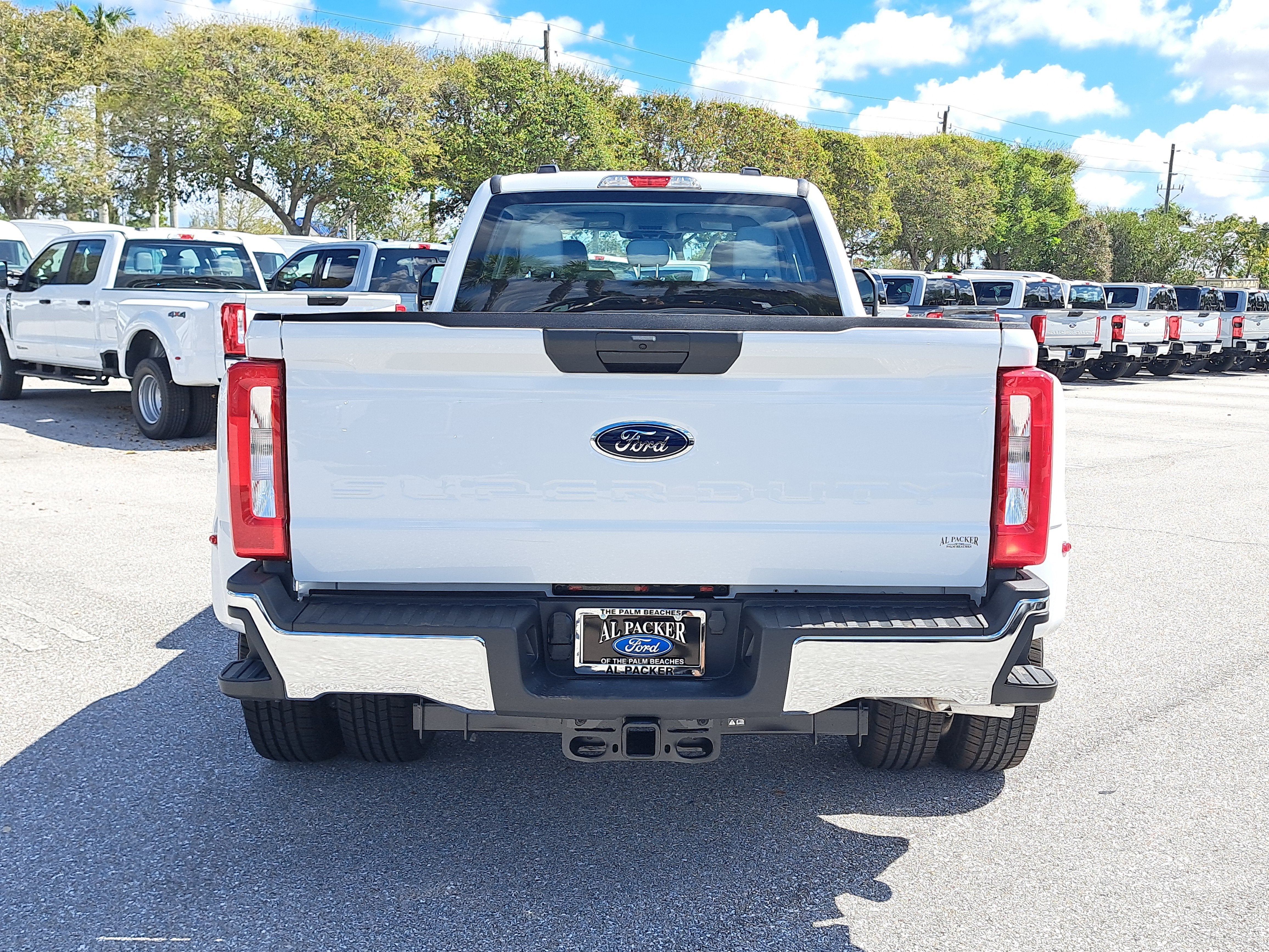 2026 Ford Super Duty F-350 DRW XL