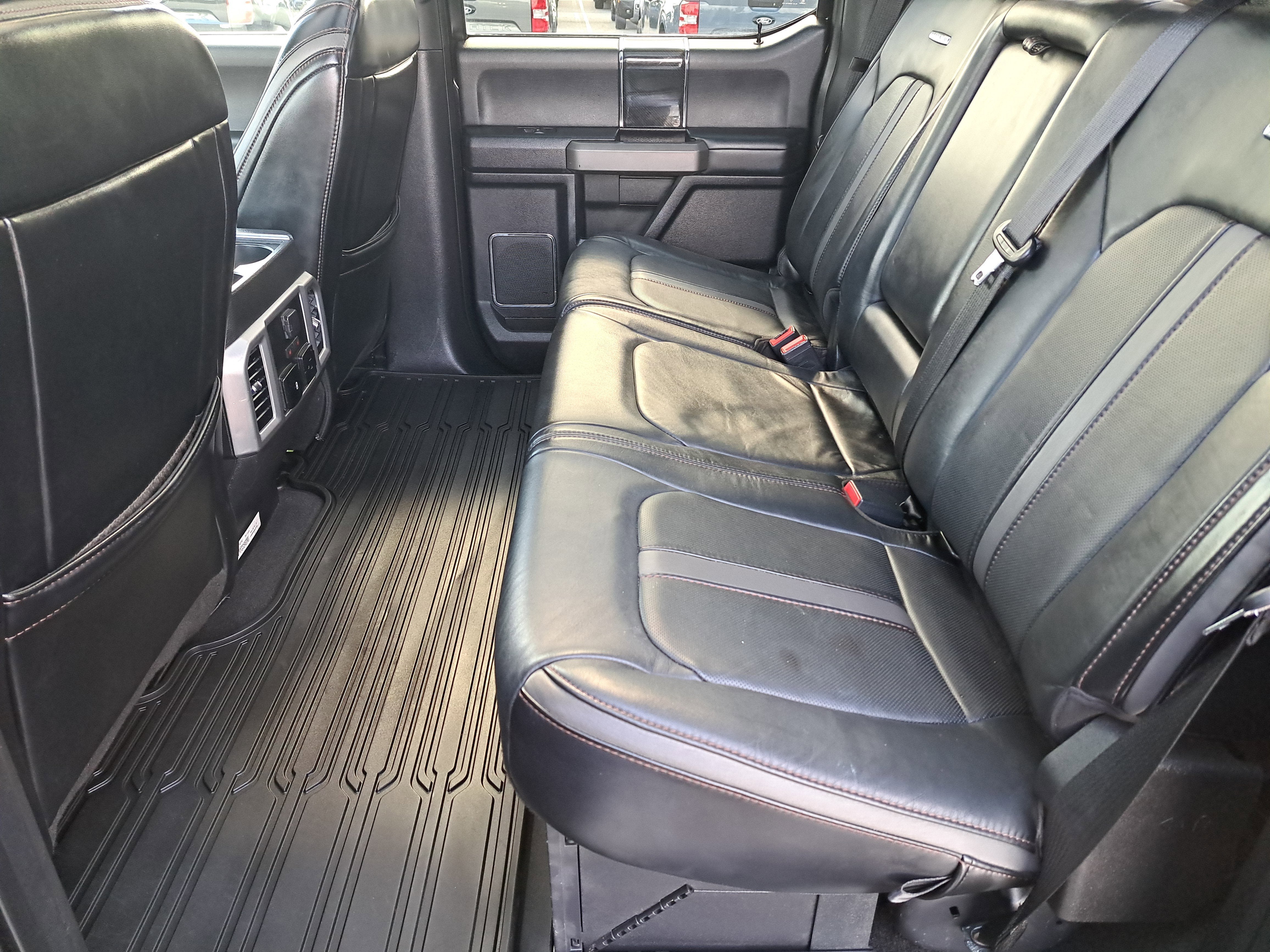 2021 Ford Super Duty F-450 DRW Platinum