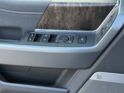 2027 Ford Super Duty F-250 SRW Base