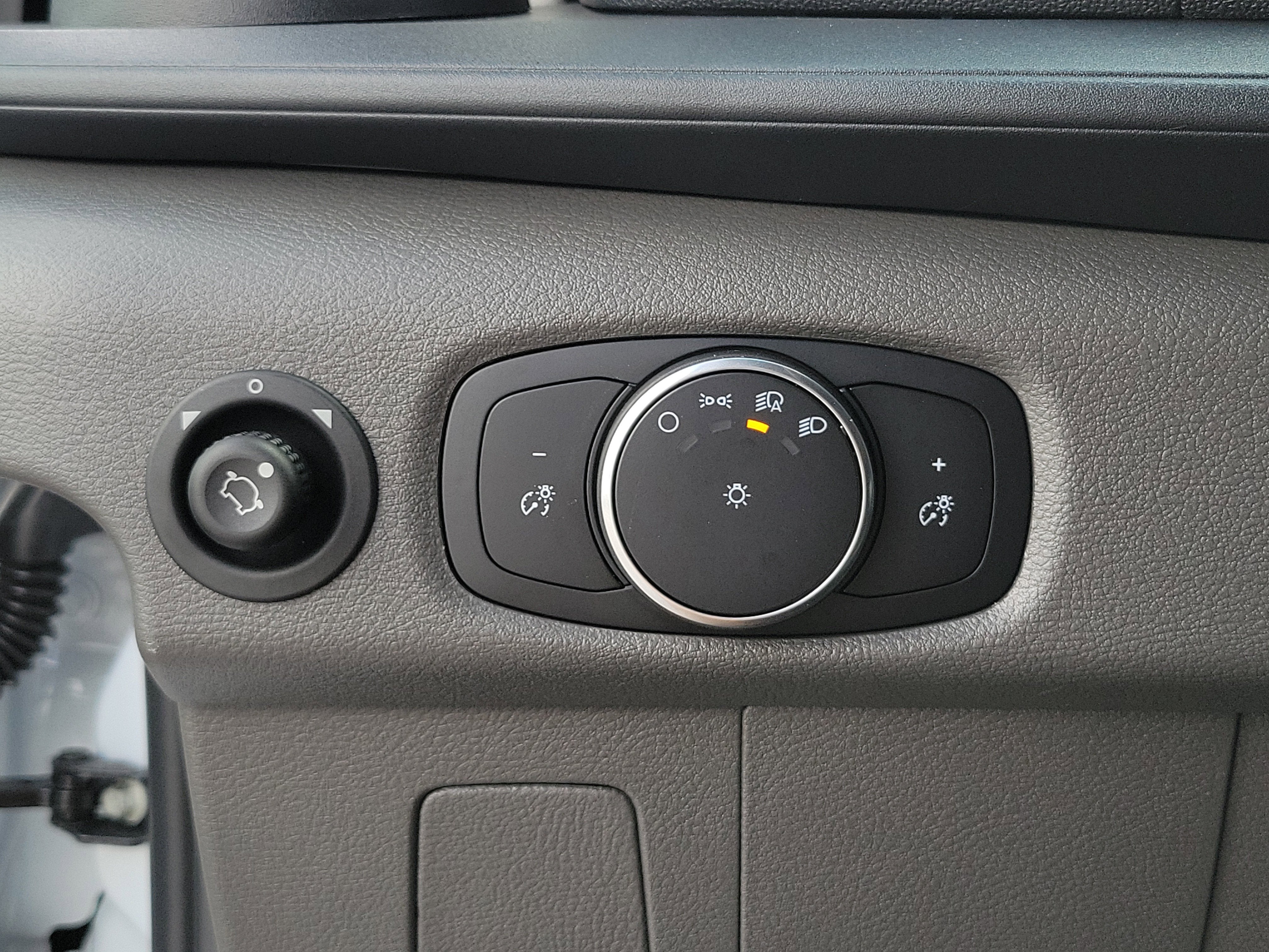 2026 Ford Transit Cargo Van Base