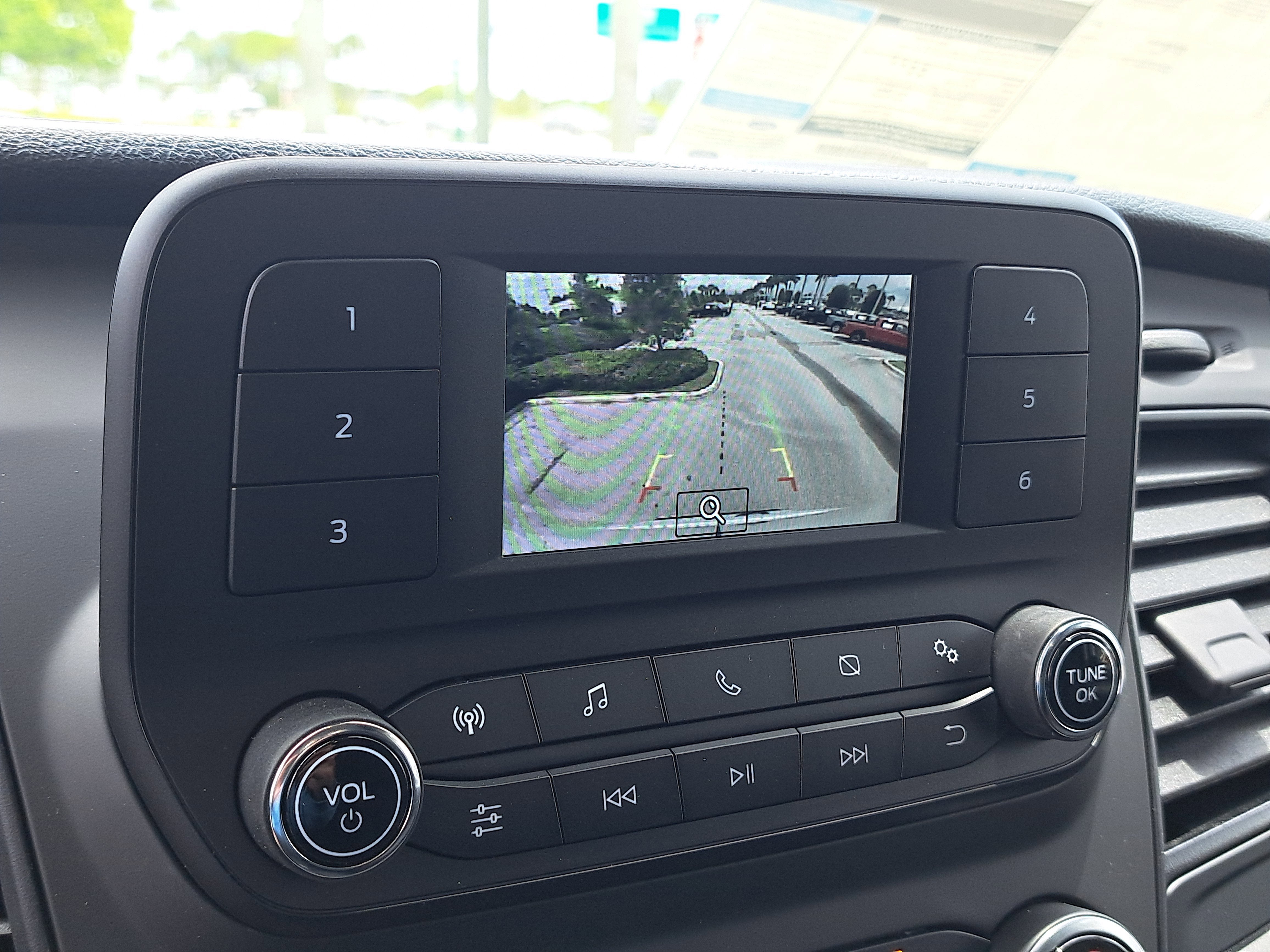 2025 Ford Transit Cargo Van T-250 148" Med Rf 9070 GVWR RWD