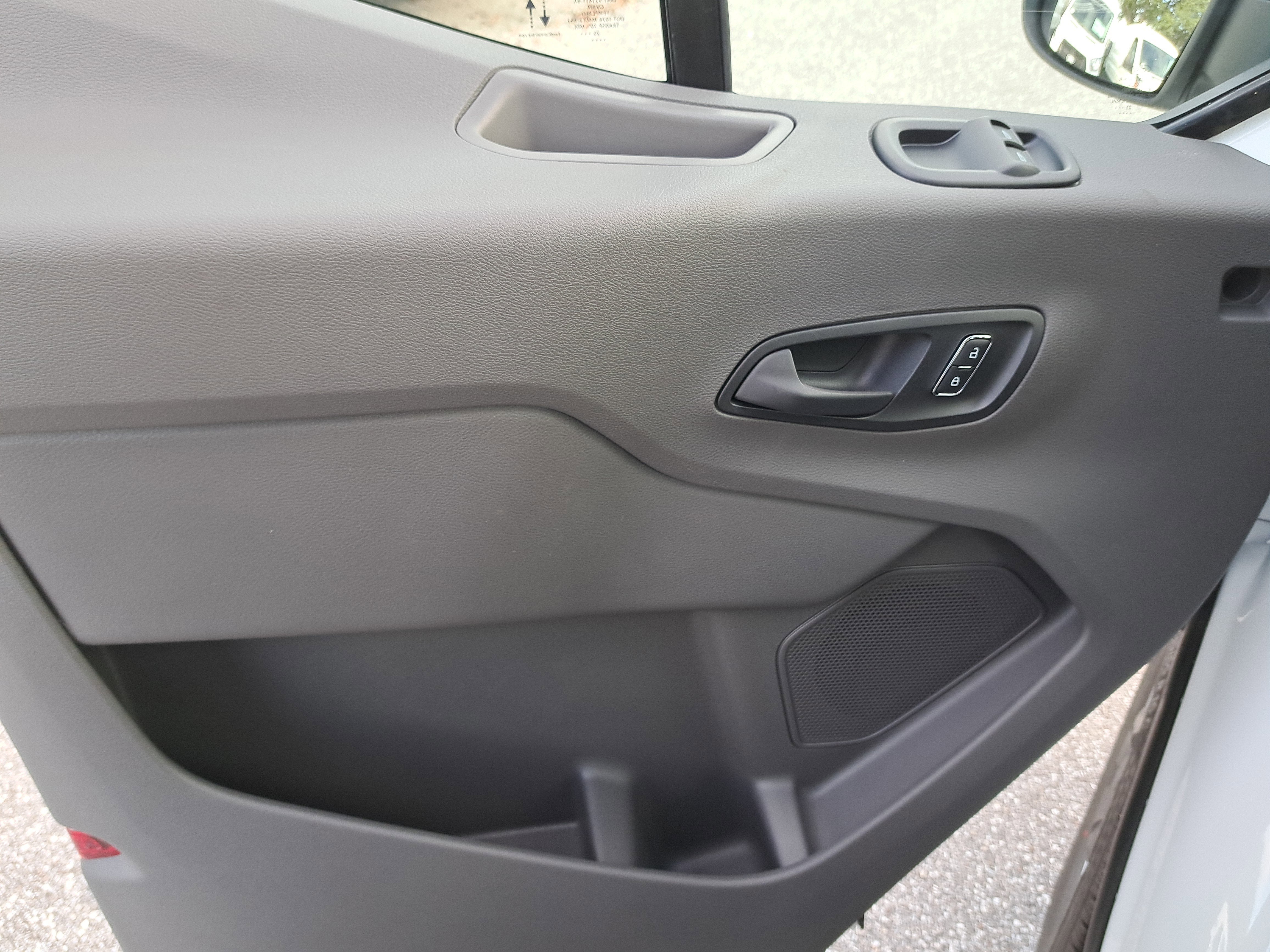 2026 Ford Transit Cargo Van T-250 148" Med Rf 9150 GVWR RWD