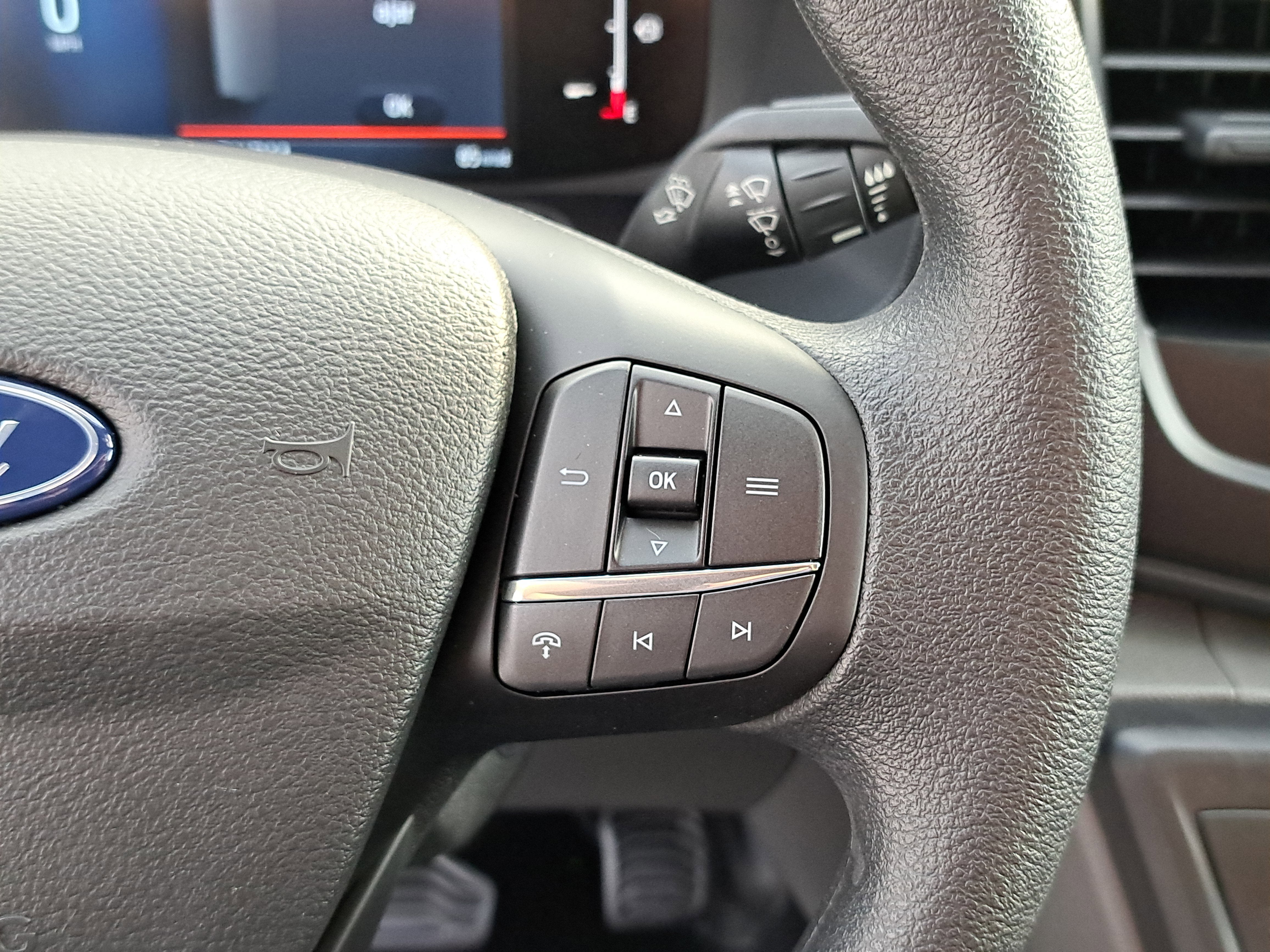 2026 Ford Transit Cargo Van T-250 148" Med Rf 9150 GVWR RWD