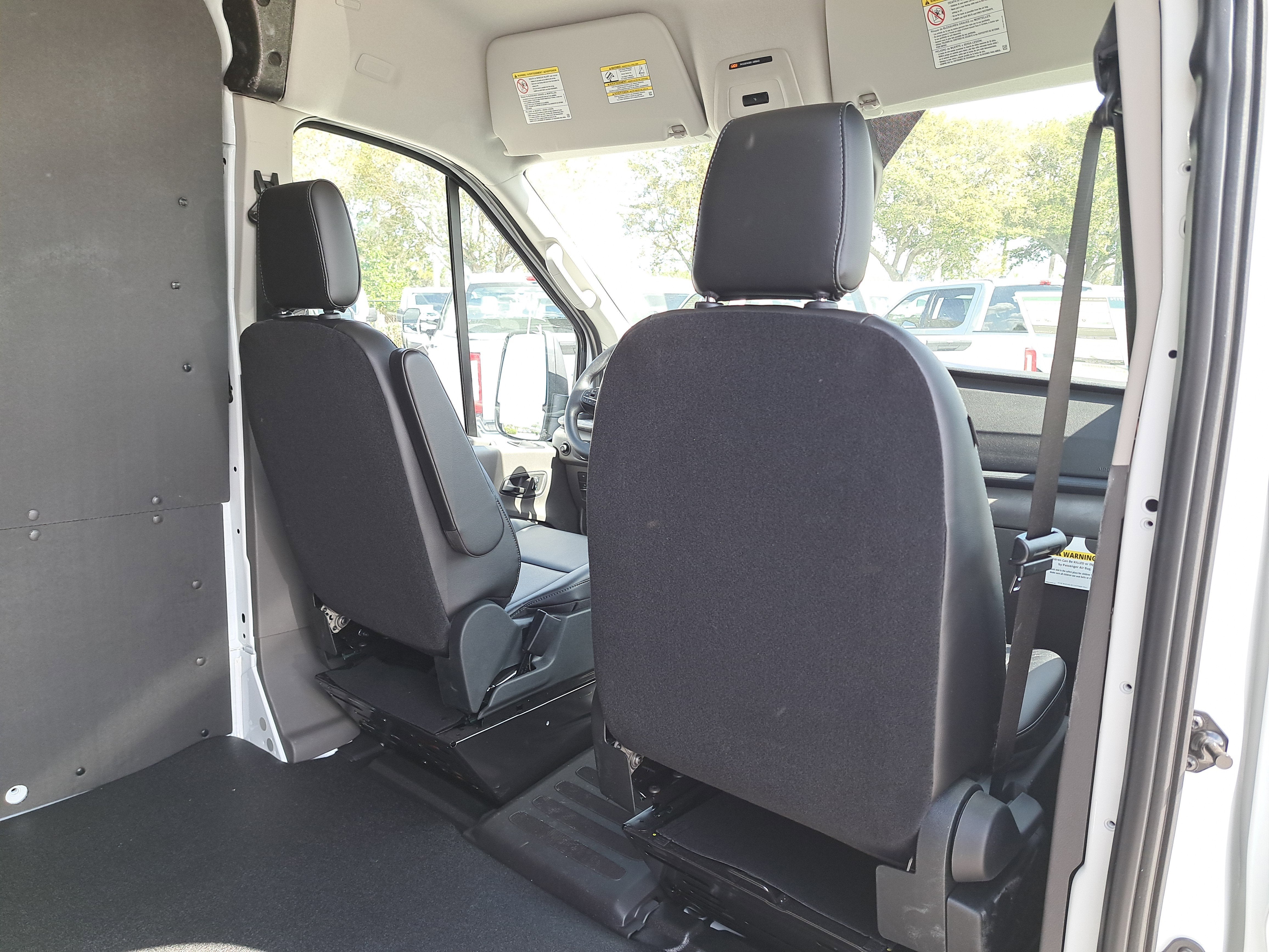 2026 Ford Transit Cargo Van Base