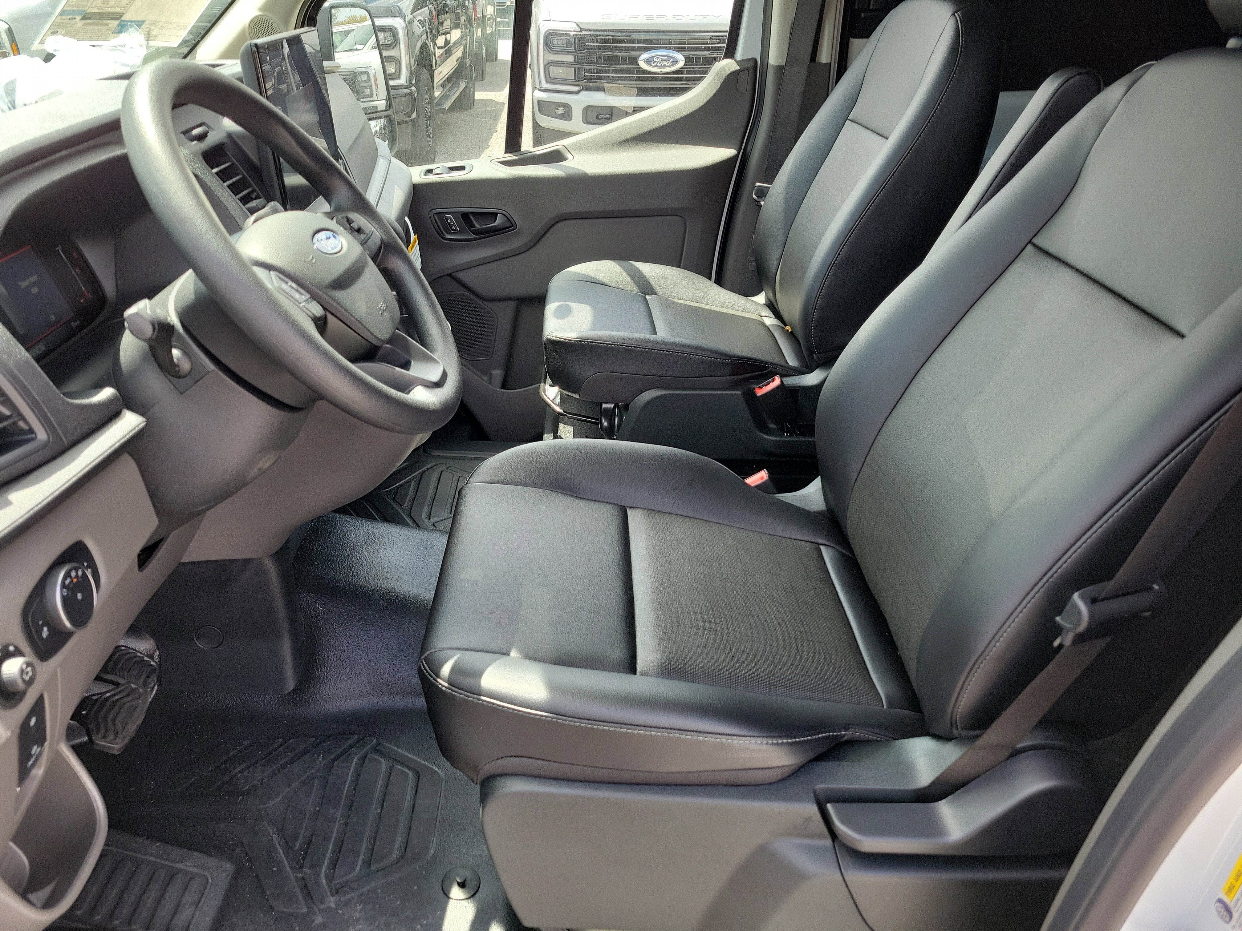 2026 Ford Transit Cargo Van Base