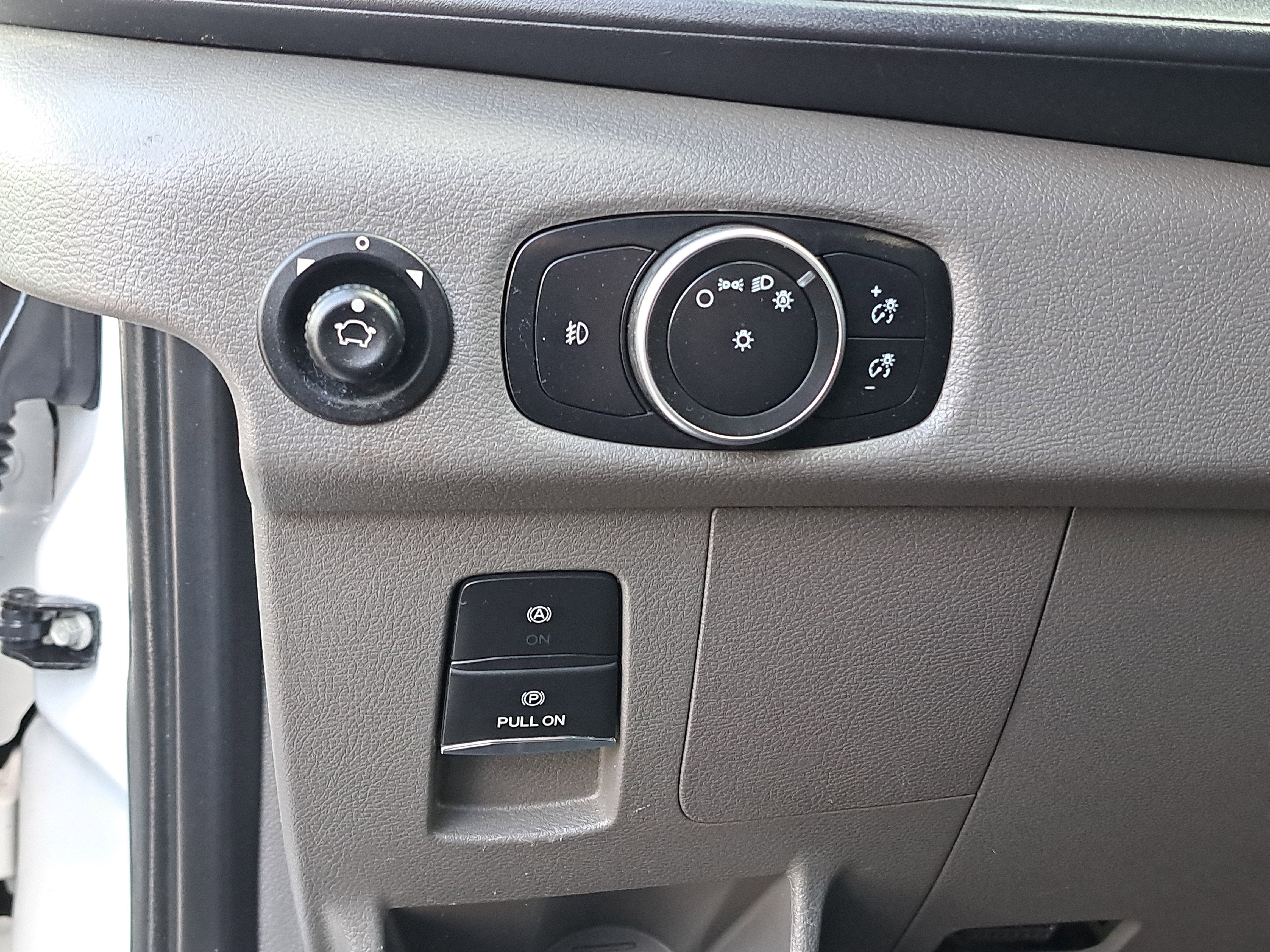 2022 Ford Transit Cargo Van Base