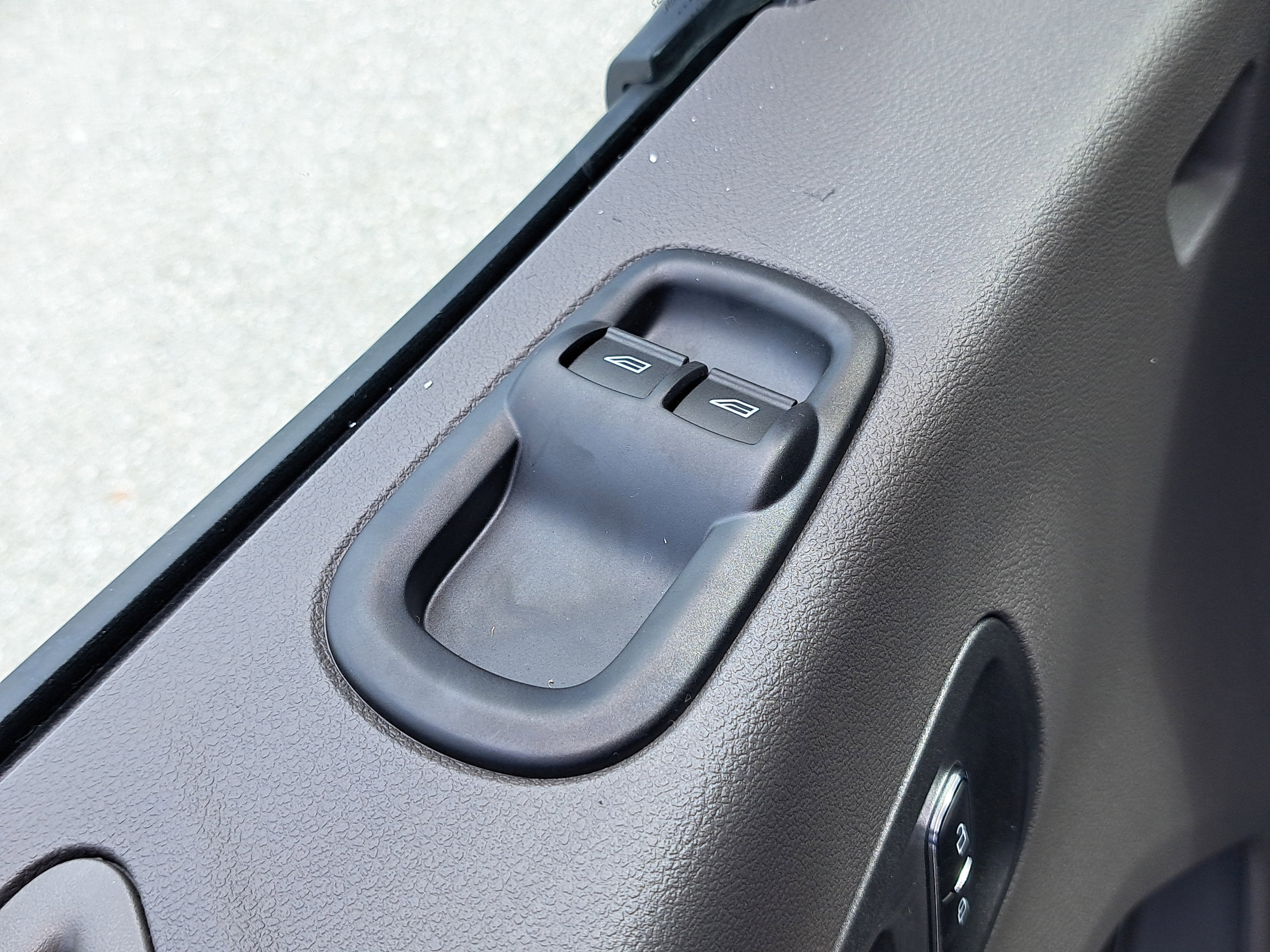 2026 Ford Transit Cargo Van T-250 148" EL Hi Rf 9150 GVWR RWD