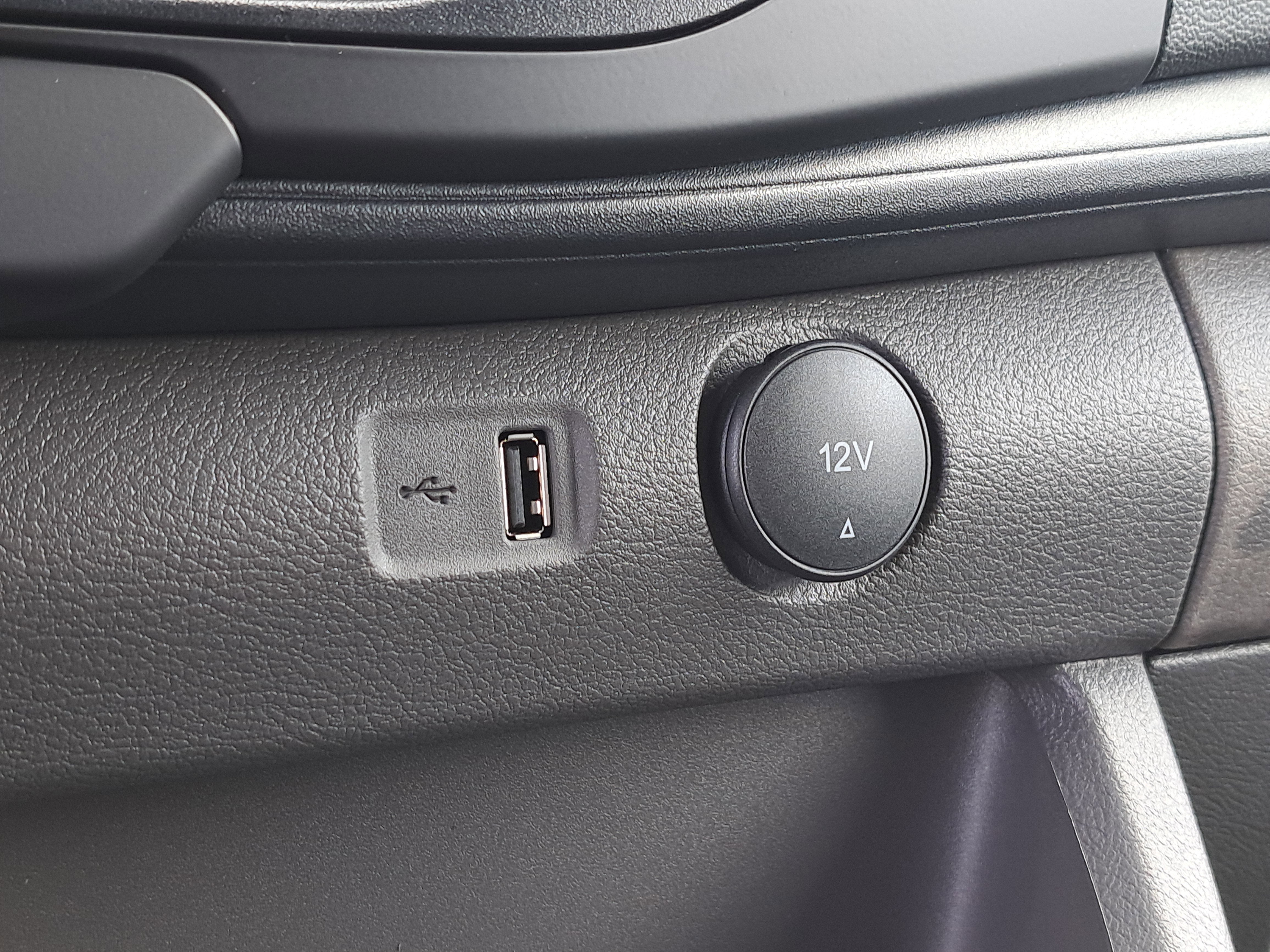 2026 Ford Transit Cargo Van T-250 148" EL Hi Rf 9150 GVWR RWD