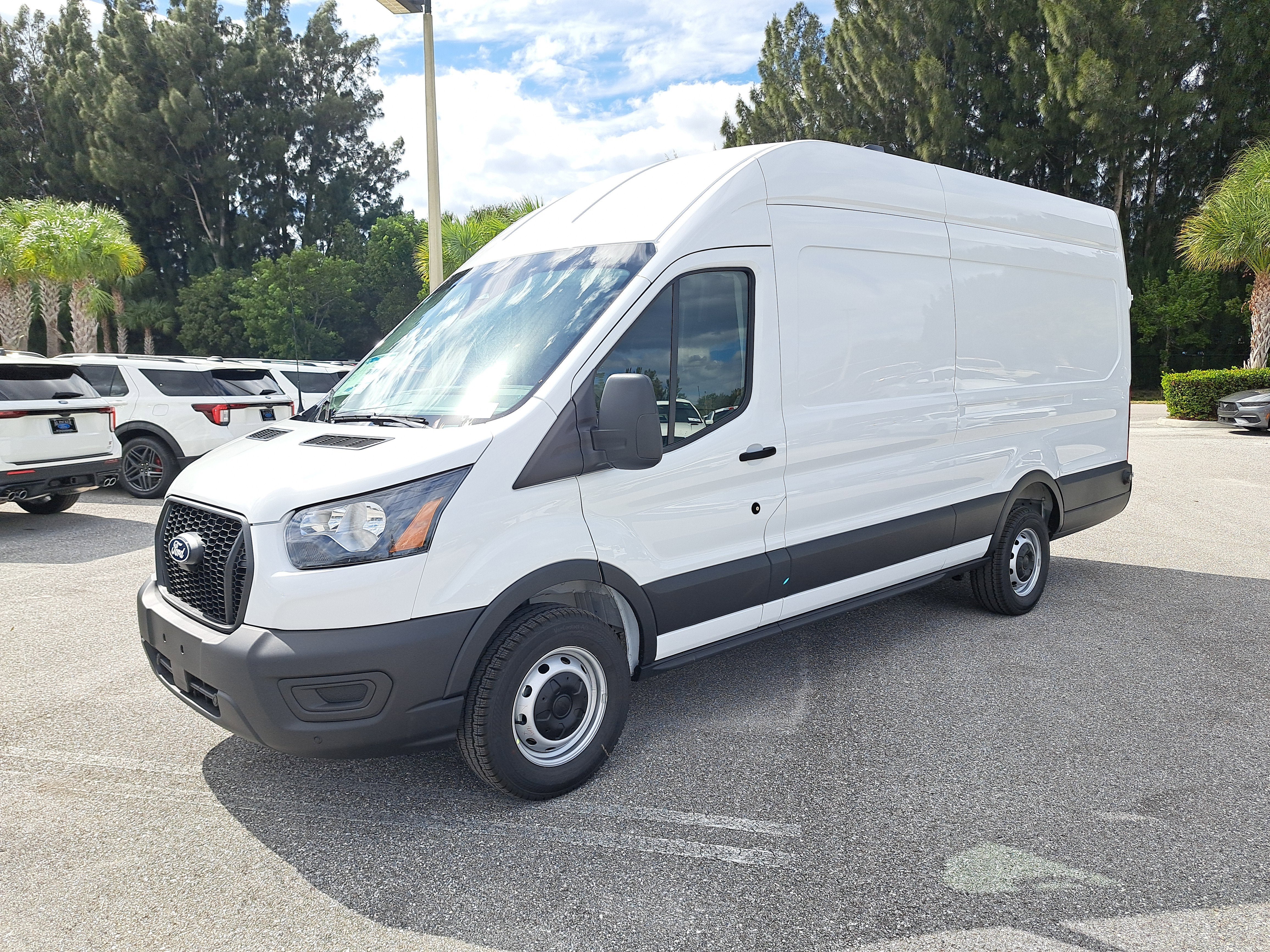 2026 Ford Transit Cargo Van T-250 148" EL Hi Rf 9150 GVWR RWD