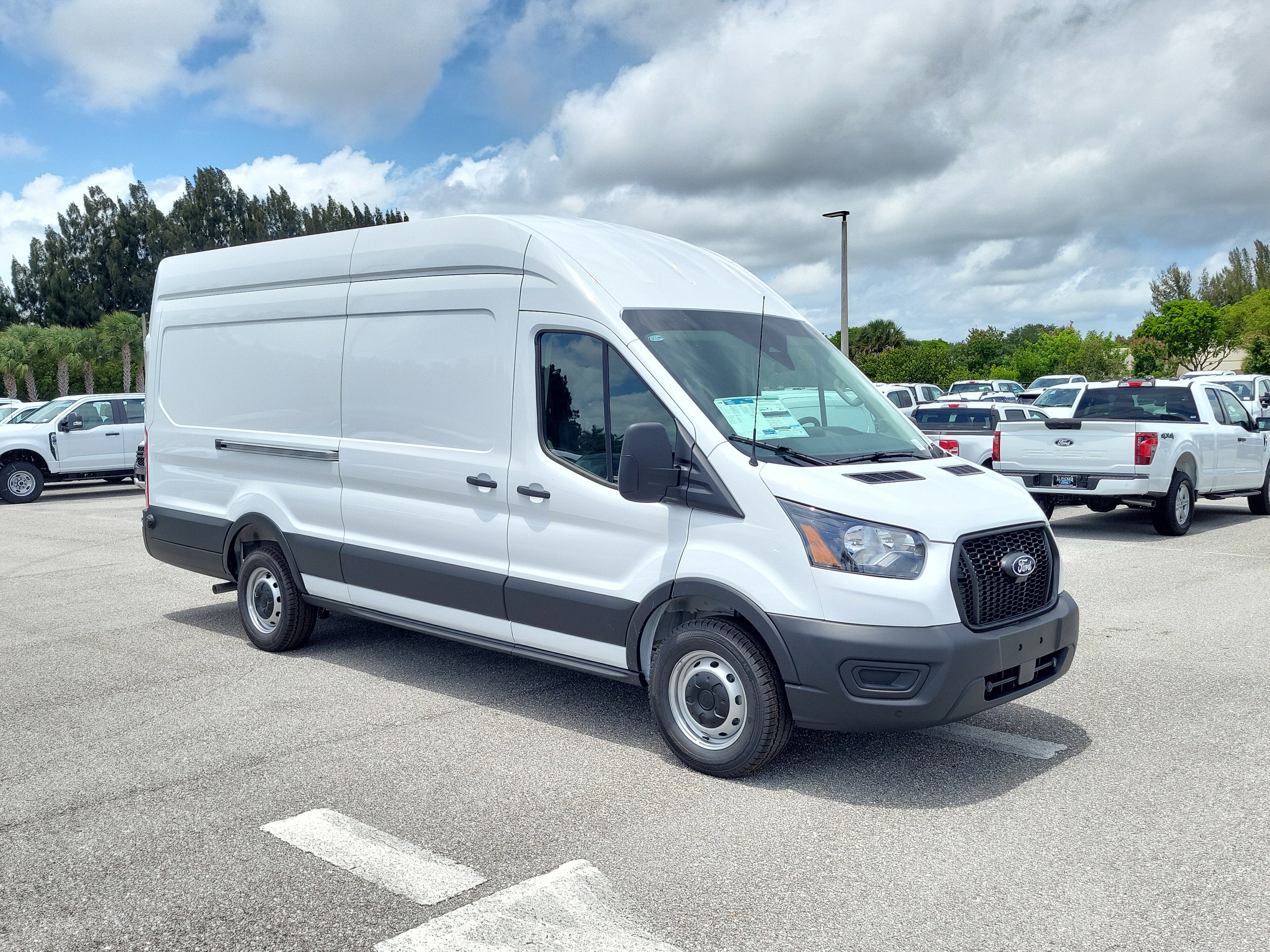 2026 Ford Transit Cargo Van Base