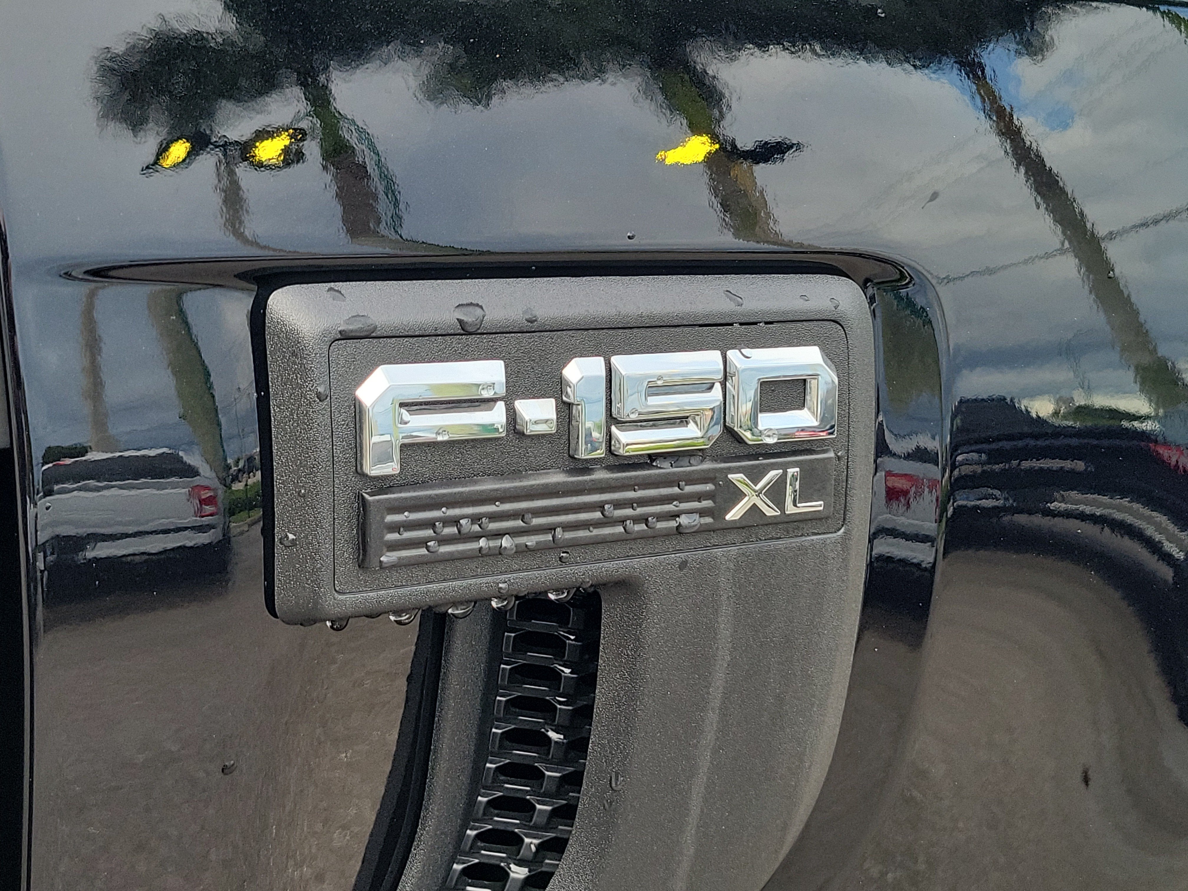 2025 Ford F-150 XL