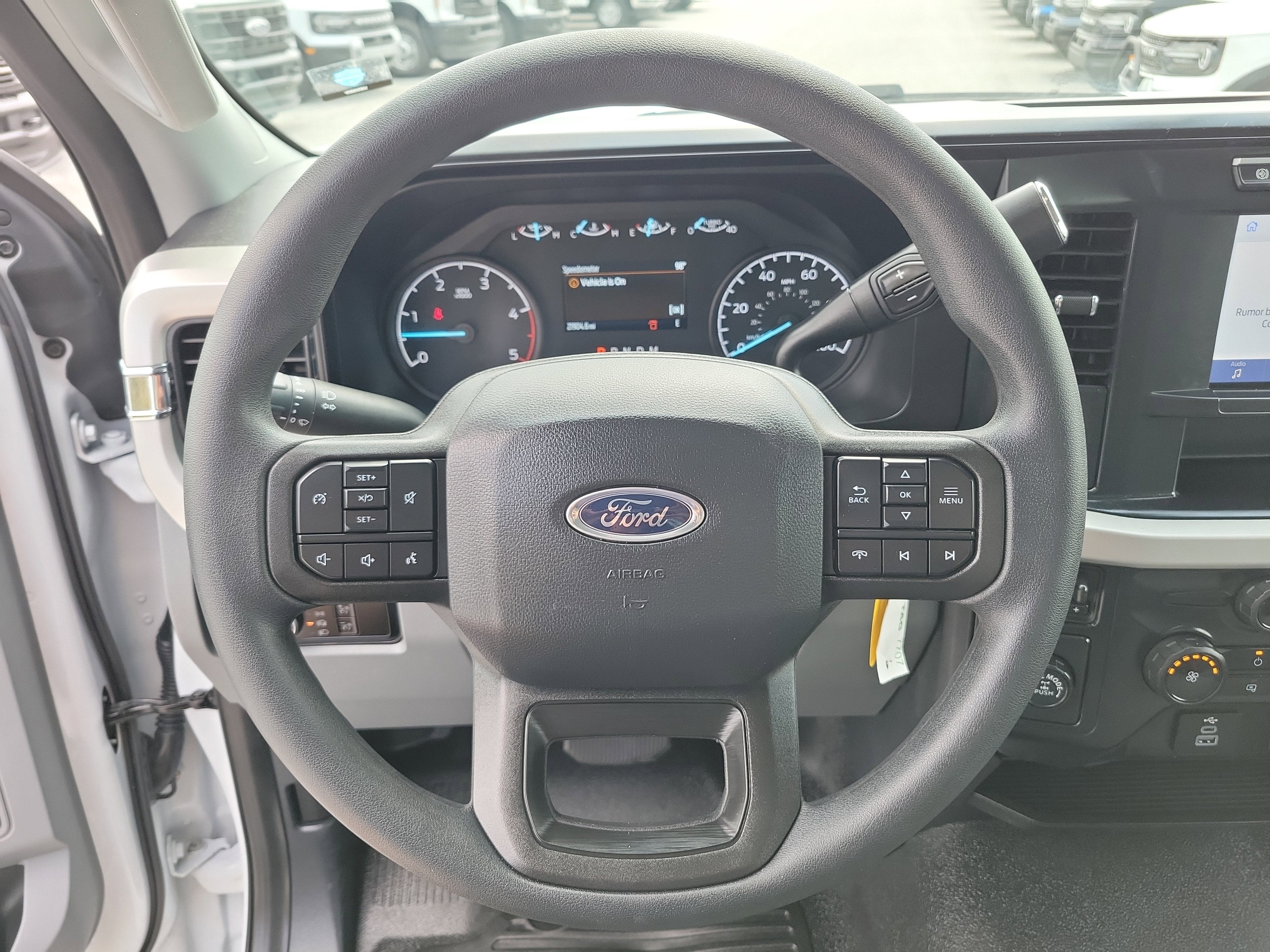 2024 Ford Super Duty F-350 SRW XL