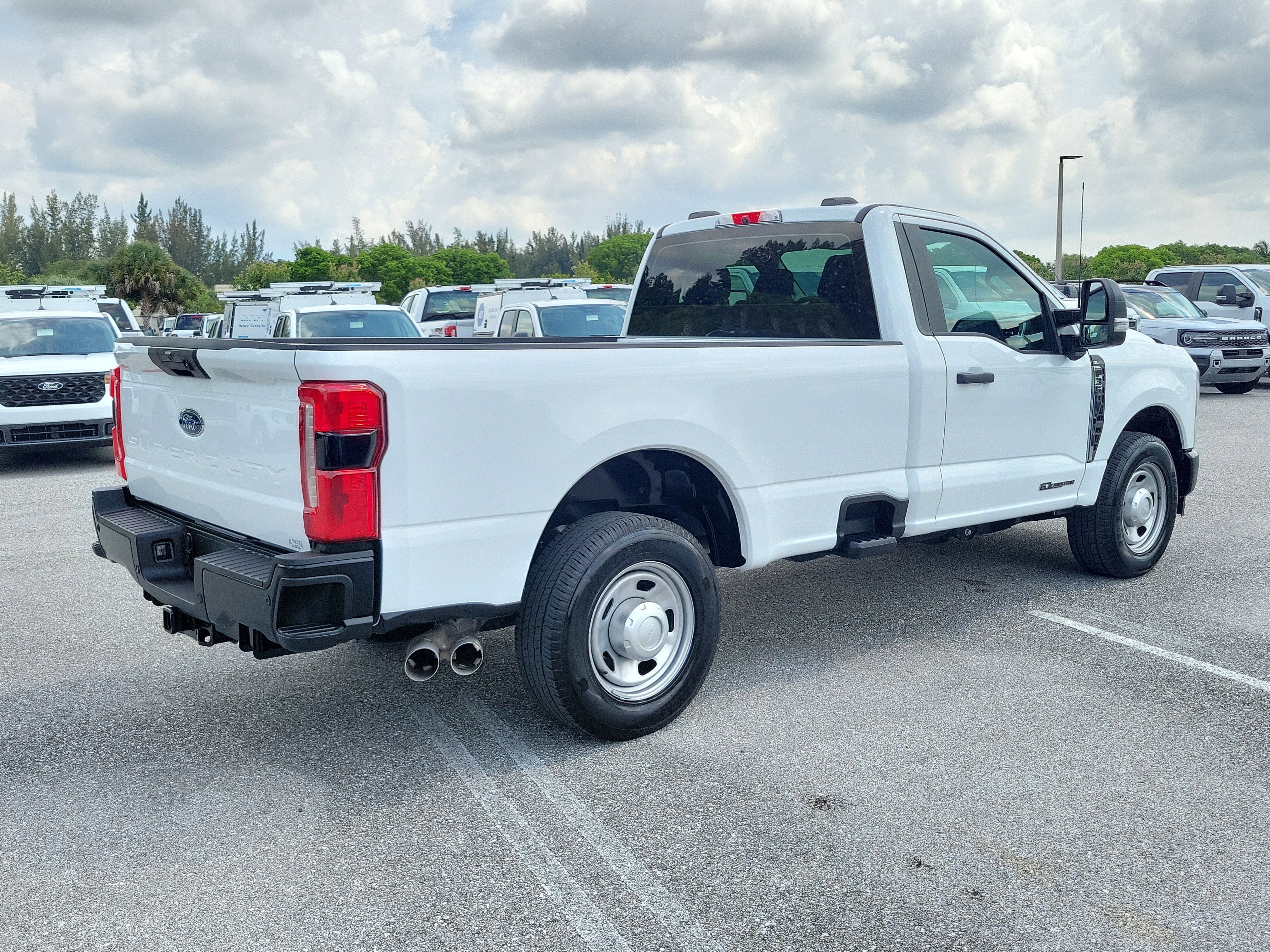 2024 Ford Super Duty F-350 SRW XL