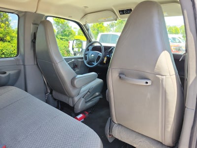 2017 Chevrolet Express Passenger LT