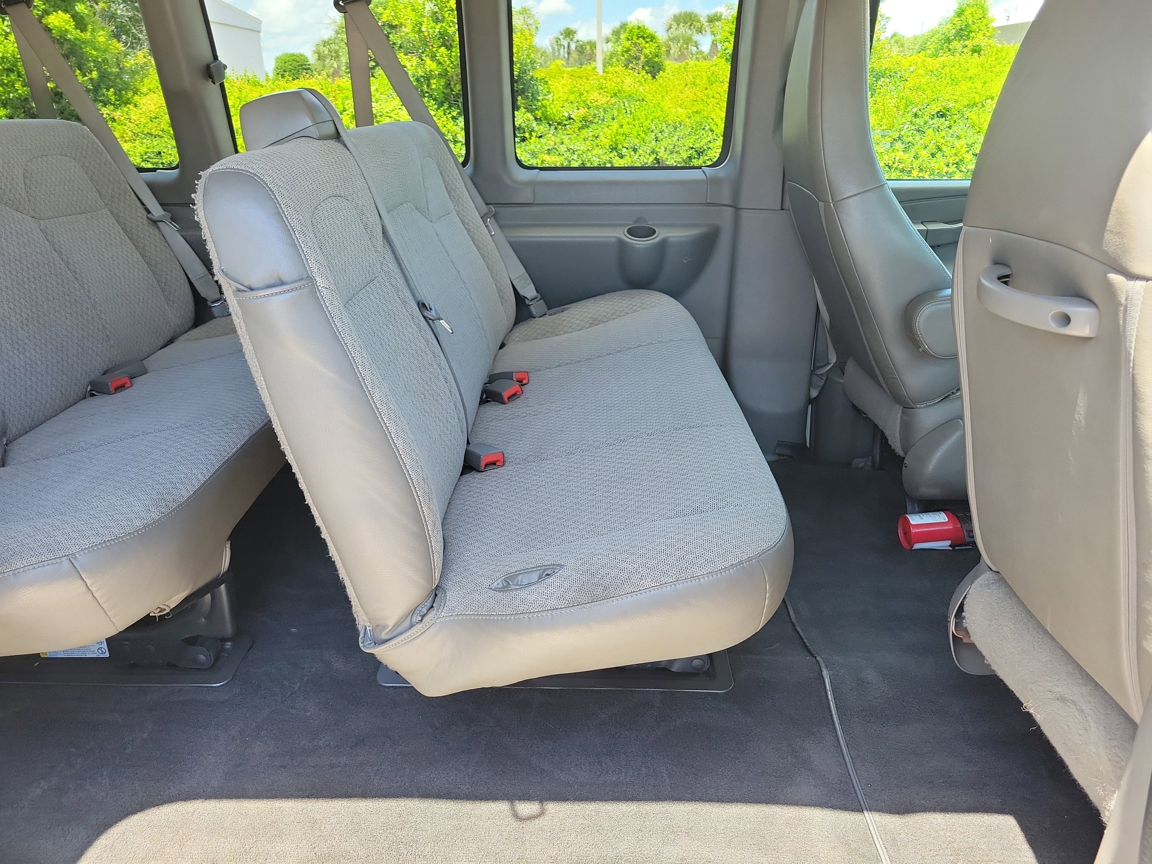 2017 Chevrolet Express Passenger LT