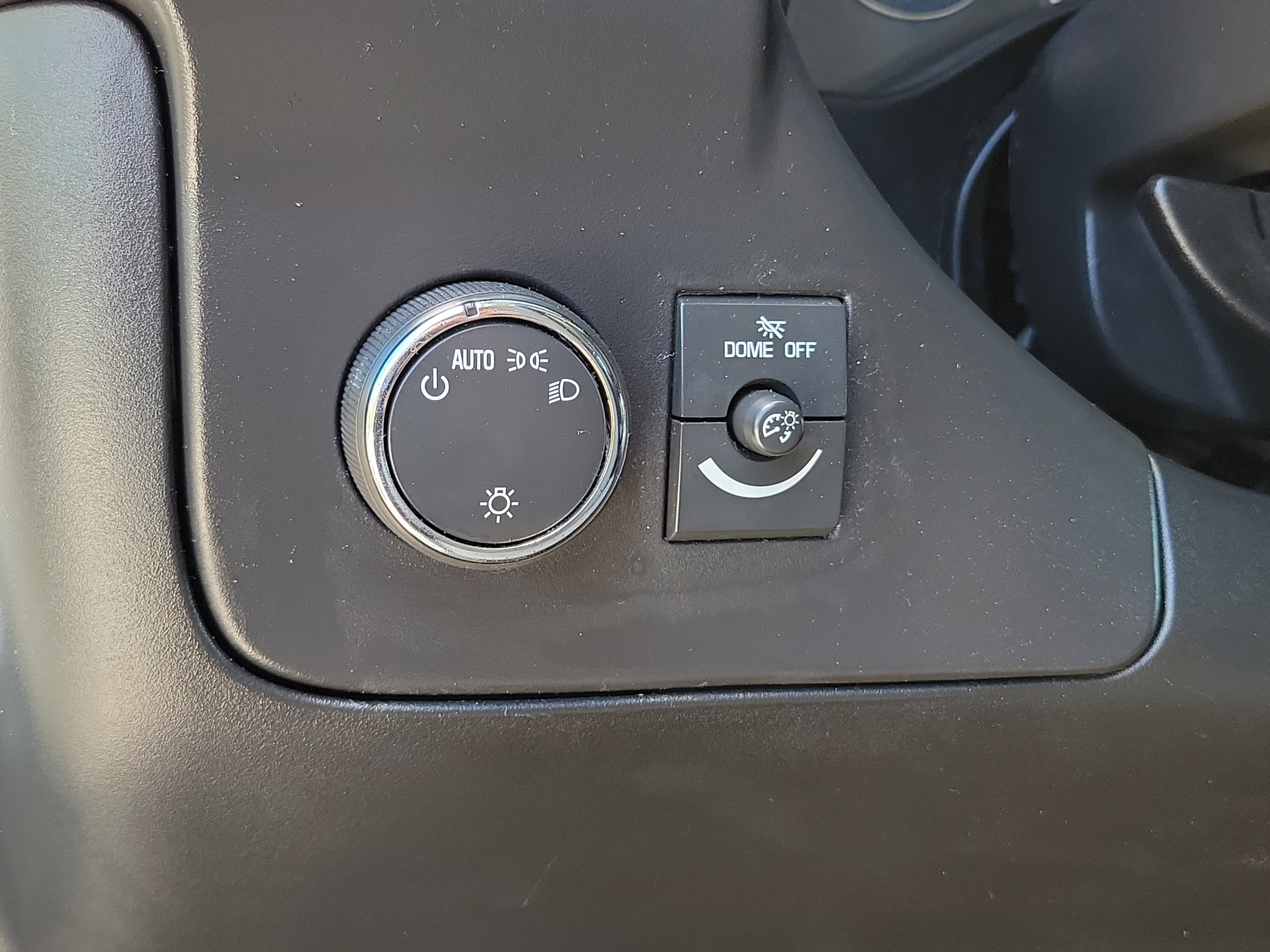 2017 Chevrolet Express Passenger LT